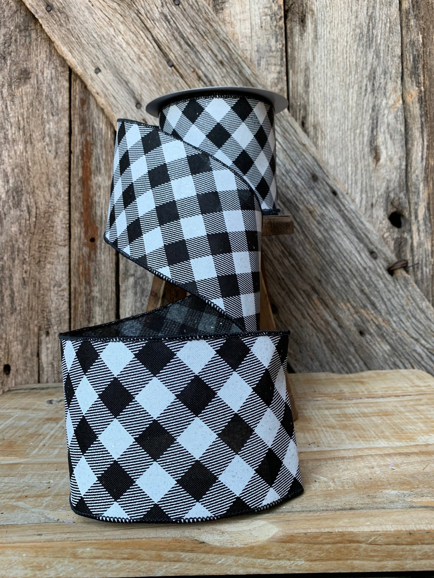 Farrisilk ribbon, black and white plaid ribbon, luxury ribbon, plaid ribbon, black and white ribbon, 4 inch ribbon, fall, Christmas