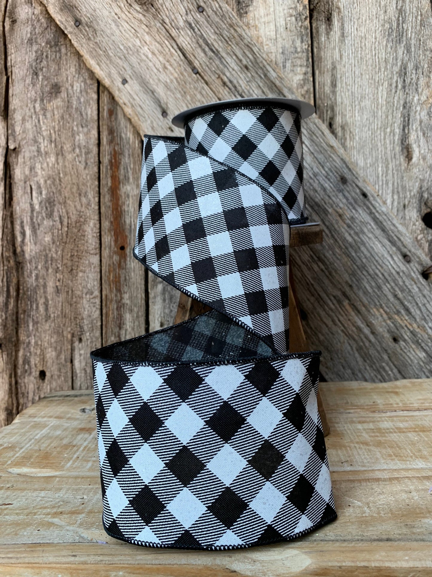 Farrisilk ribbon, black and white plaid ribbon, luxury ribbon, plaid ribbon, black and white ribbon, 4 inch ribbon, fall, Christmas