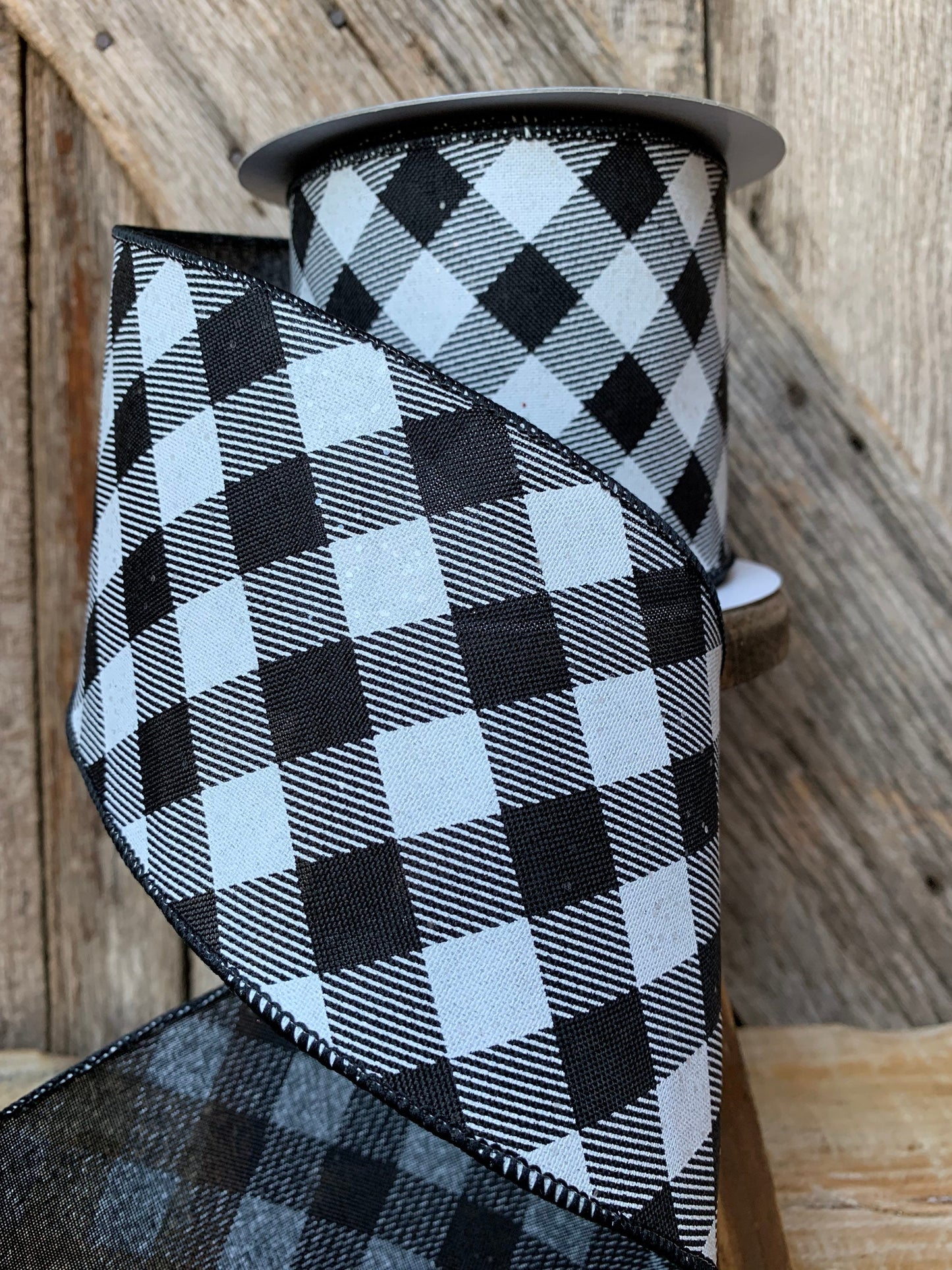 Farrisilk ribbon, black and white plaid ribbon, luxury ribbon, plaid ribbon, black and white ribbon, 4 inch ribbon, fall, Christmas