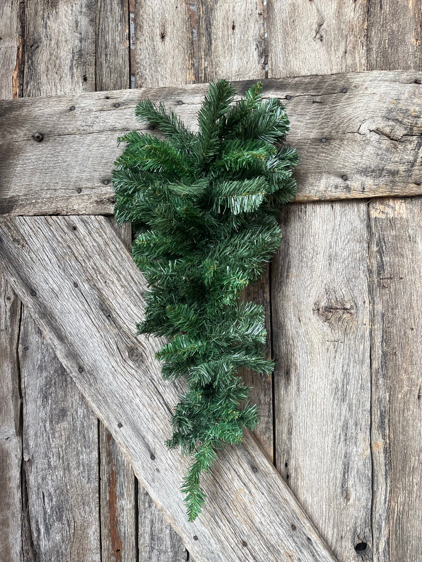 24 inch teardrop swag, pine work form, pine swag