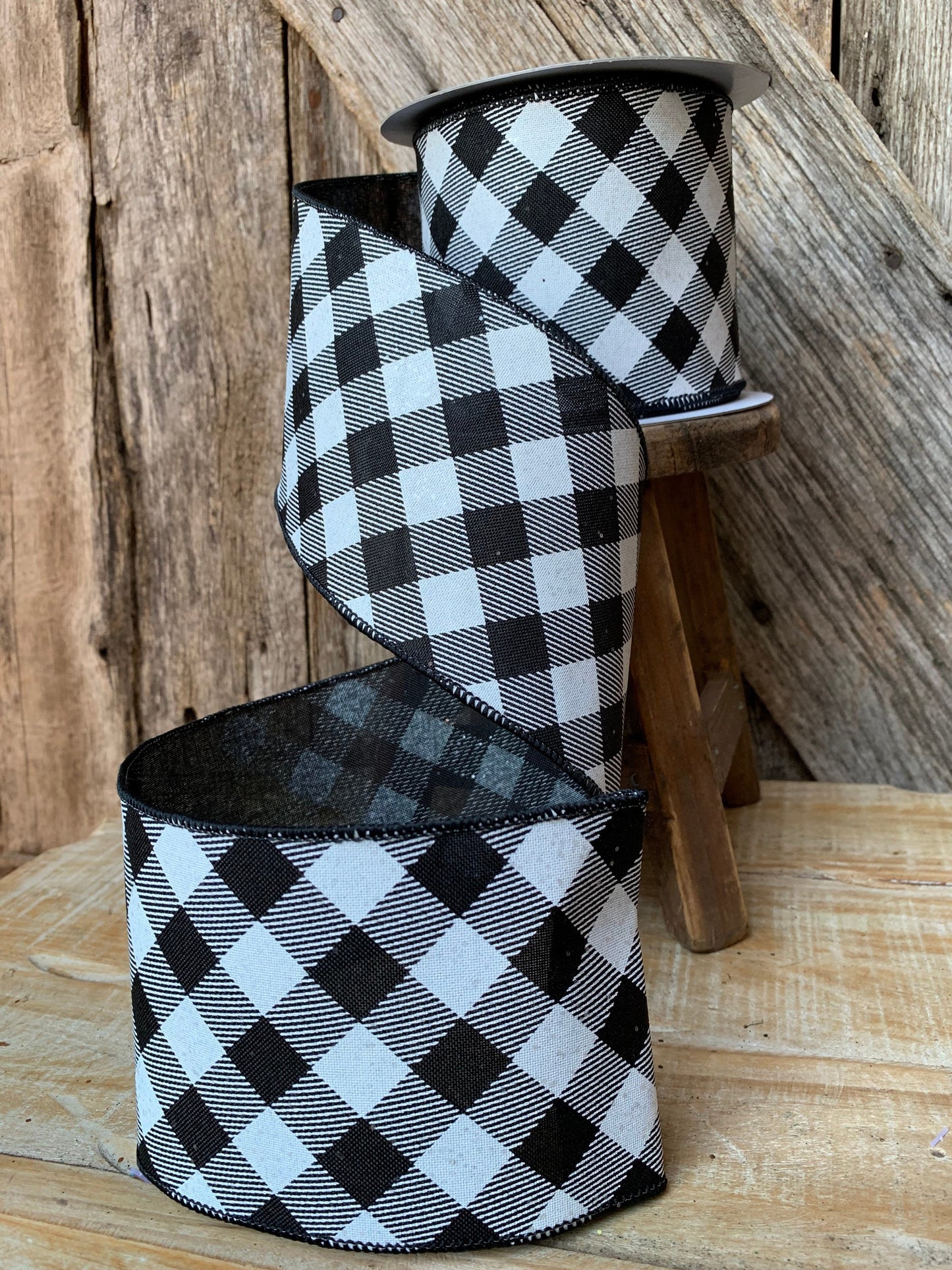 Farrisilk ribbon, black and white plaid ribbon, luxury ribbon, plaid ribbon, black and white ribbon, 4 inch ribbon, fall, Christmas