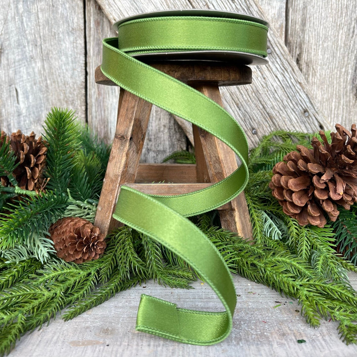 1" Forest Green Satin Ribbon, Farrisilk Ribbon, Wired Ribbon