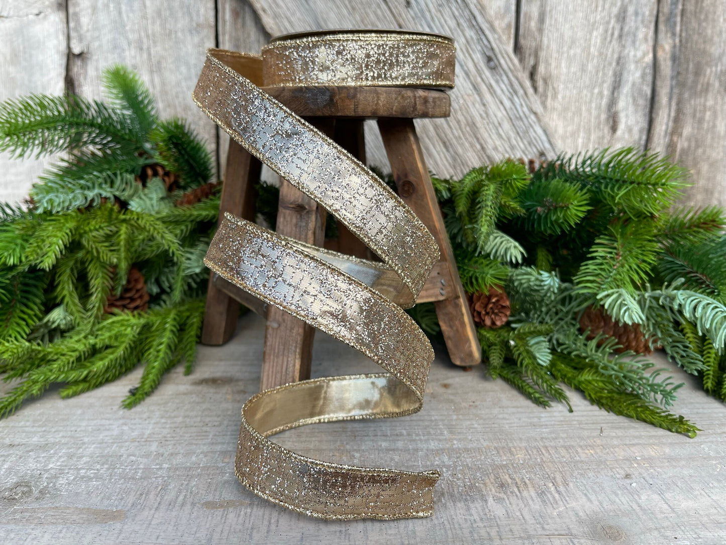 1" Gold Graphic Glitter RIbbon, Farrisilk Ribbon, Christmas Ribbon