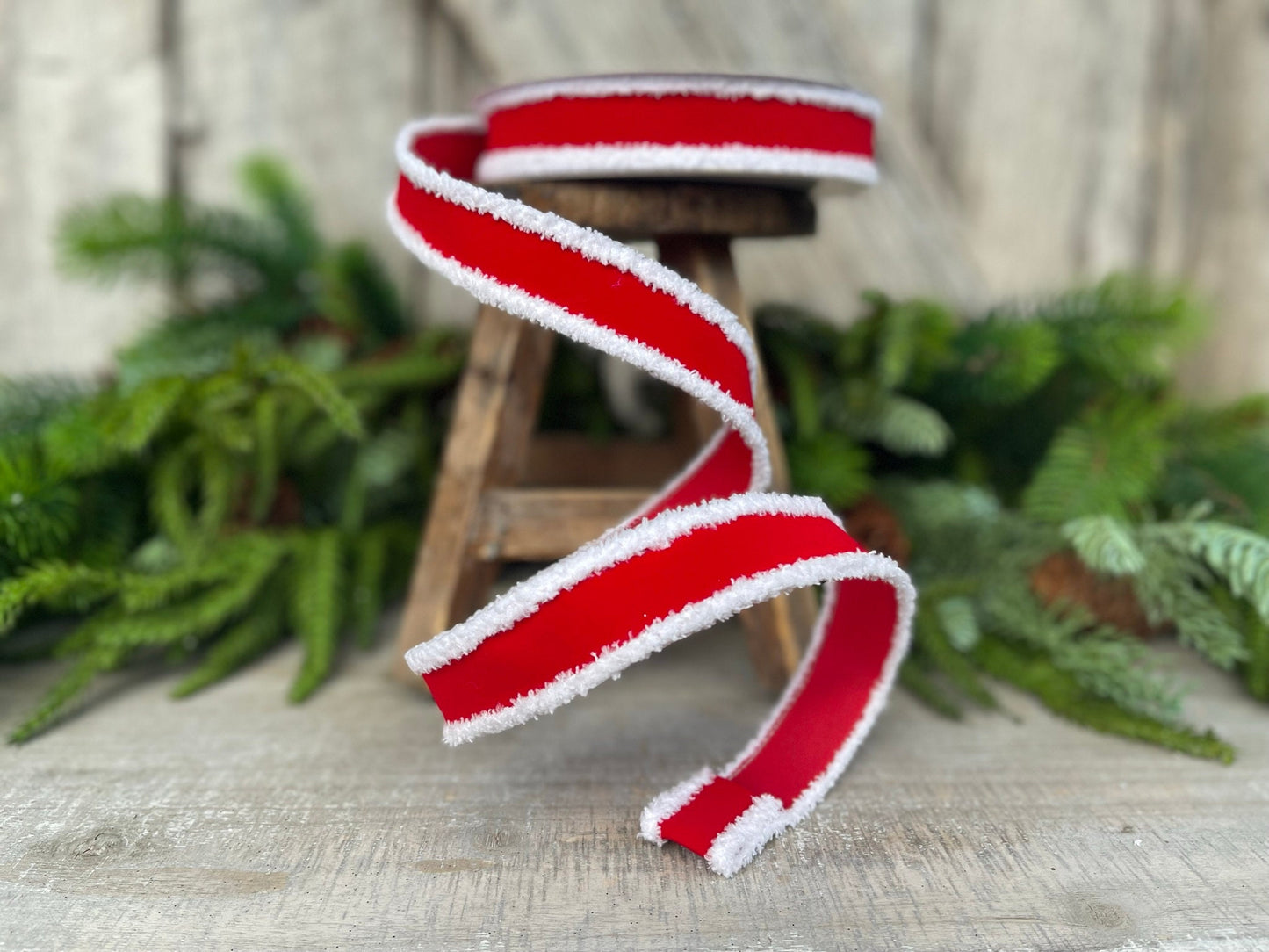 1" Santa Trim, Wired RIbbon