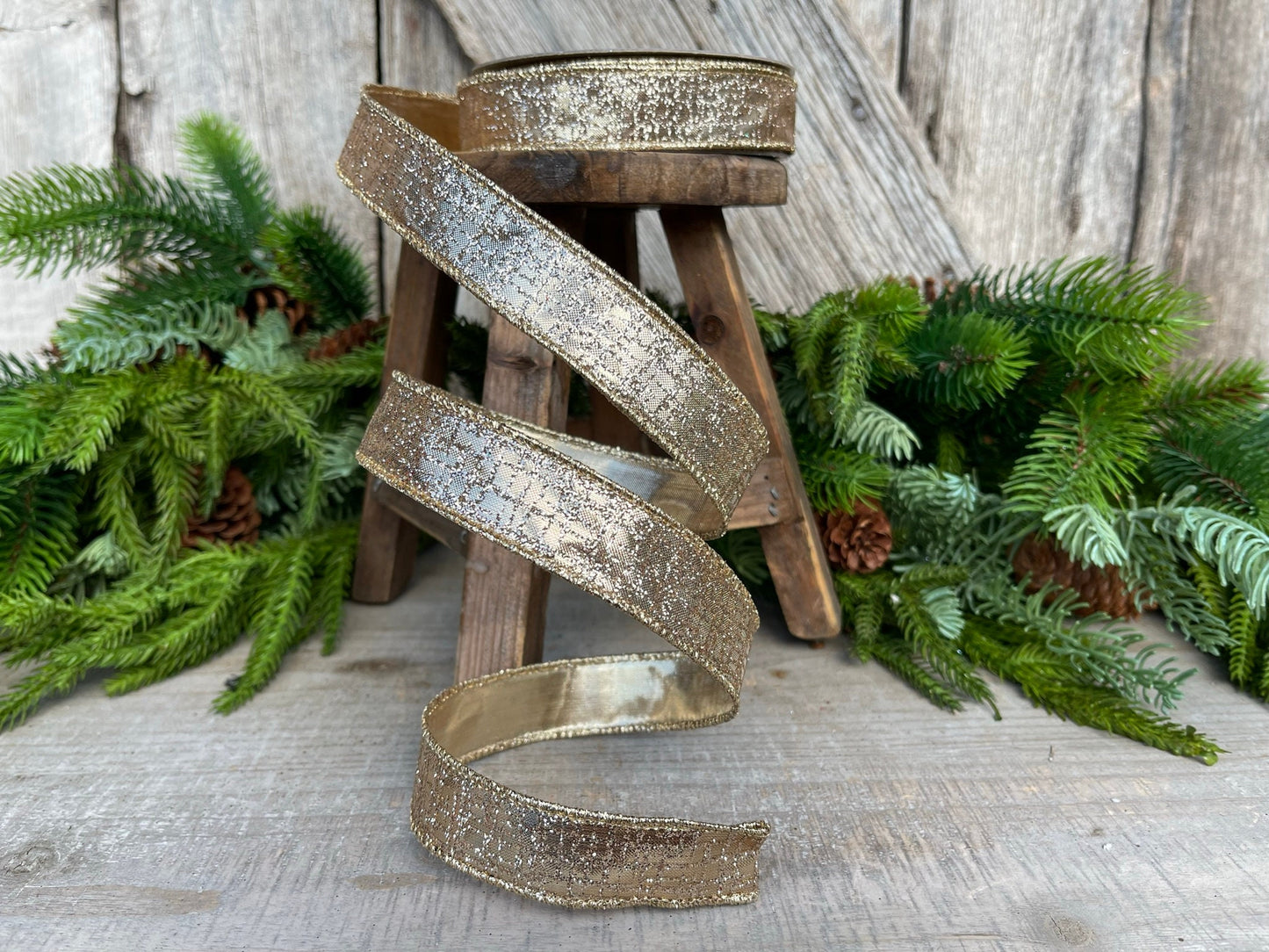 1" Gold Graphic Glitter RIbbon, Farrisilk Ribbon, Christmas Ribbon