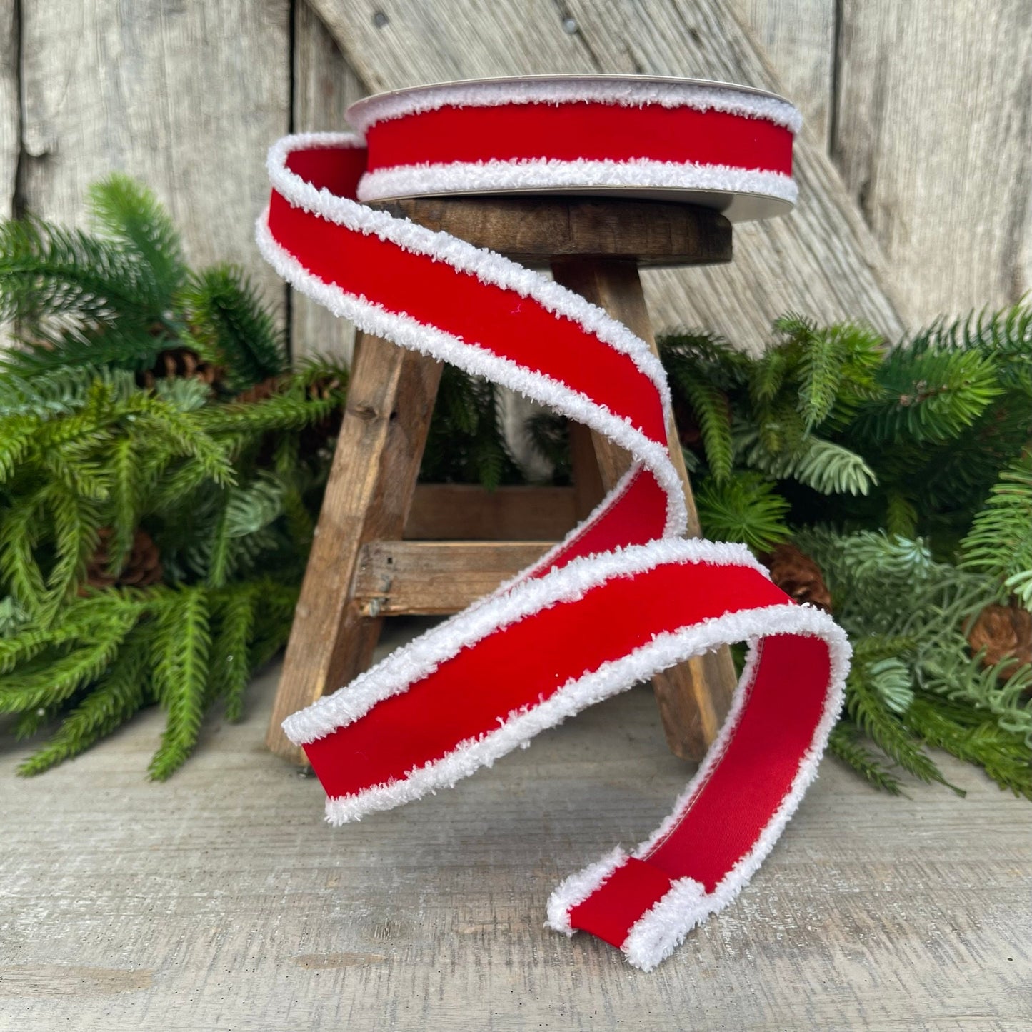 1" Santa Trim, Wired RIbbon