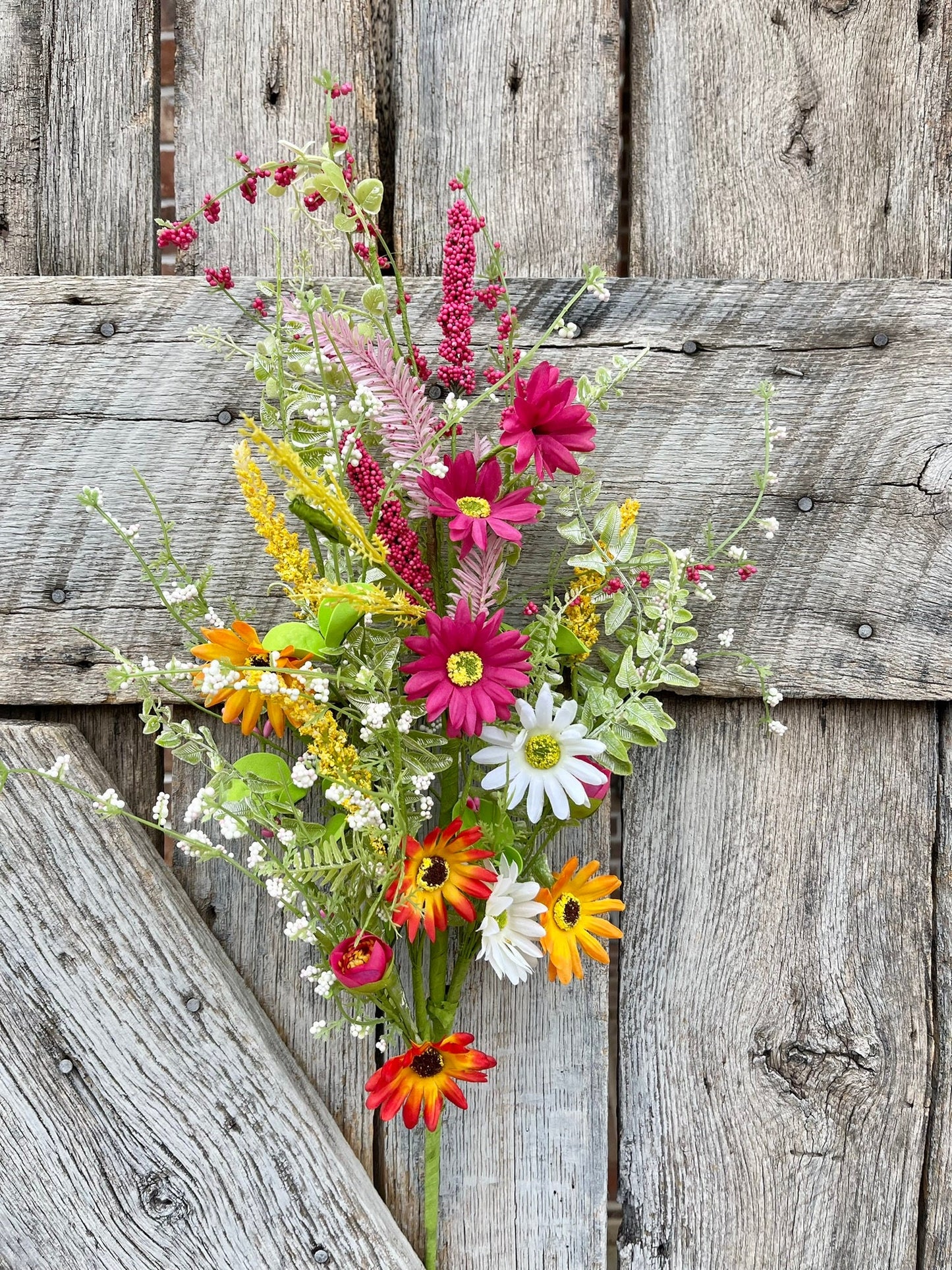 30" Hot Pink Daisy Spray, Bright Floral Spray, Spring FLoral Spray