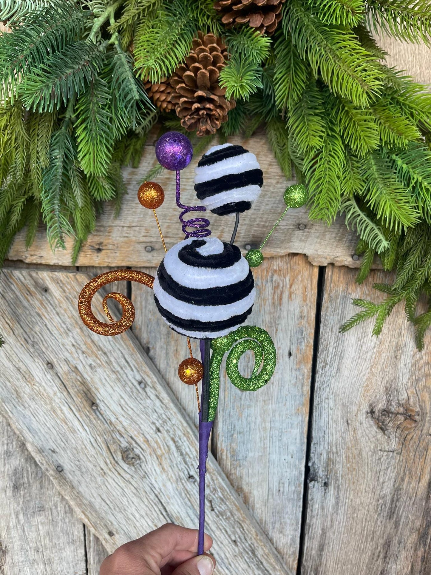16" Black White Ball Spray, Halloween, Black White Ball Pick Spray