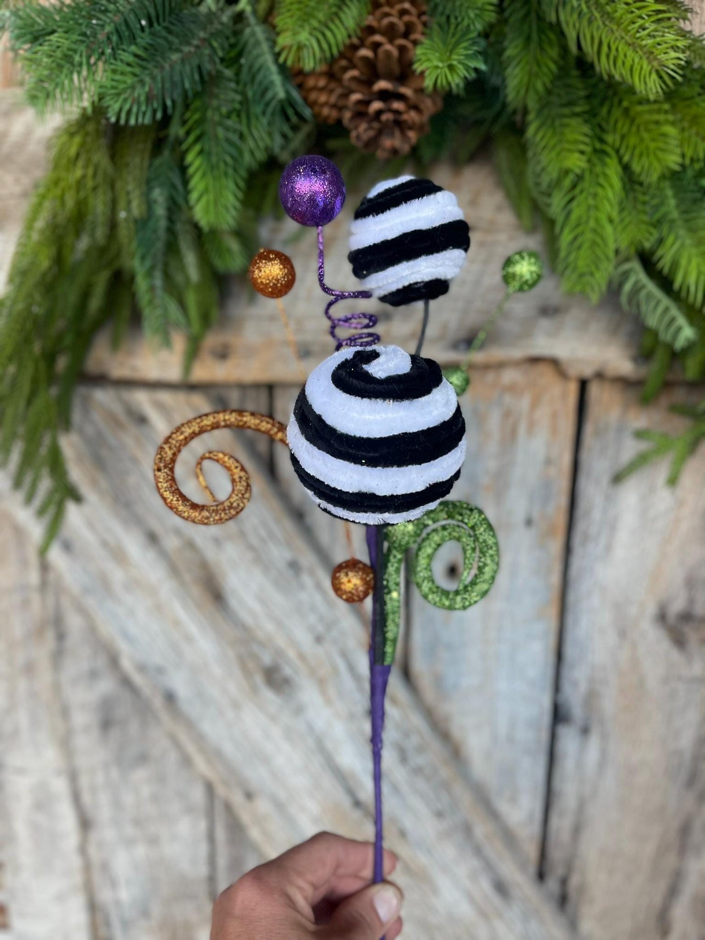 16" Black White Ball Spray, Halloween, Black White Ball Pick Spray