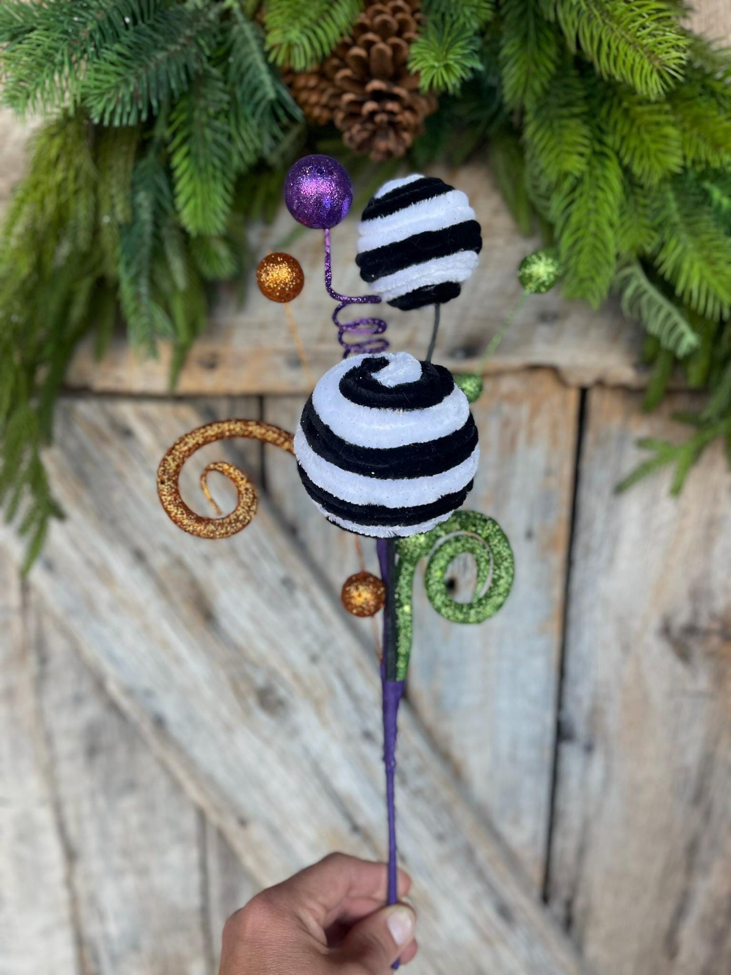 16" Black White Ball Spray, Halloween, Black White Ball Pick Spray