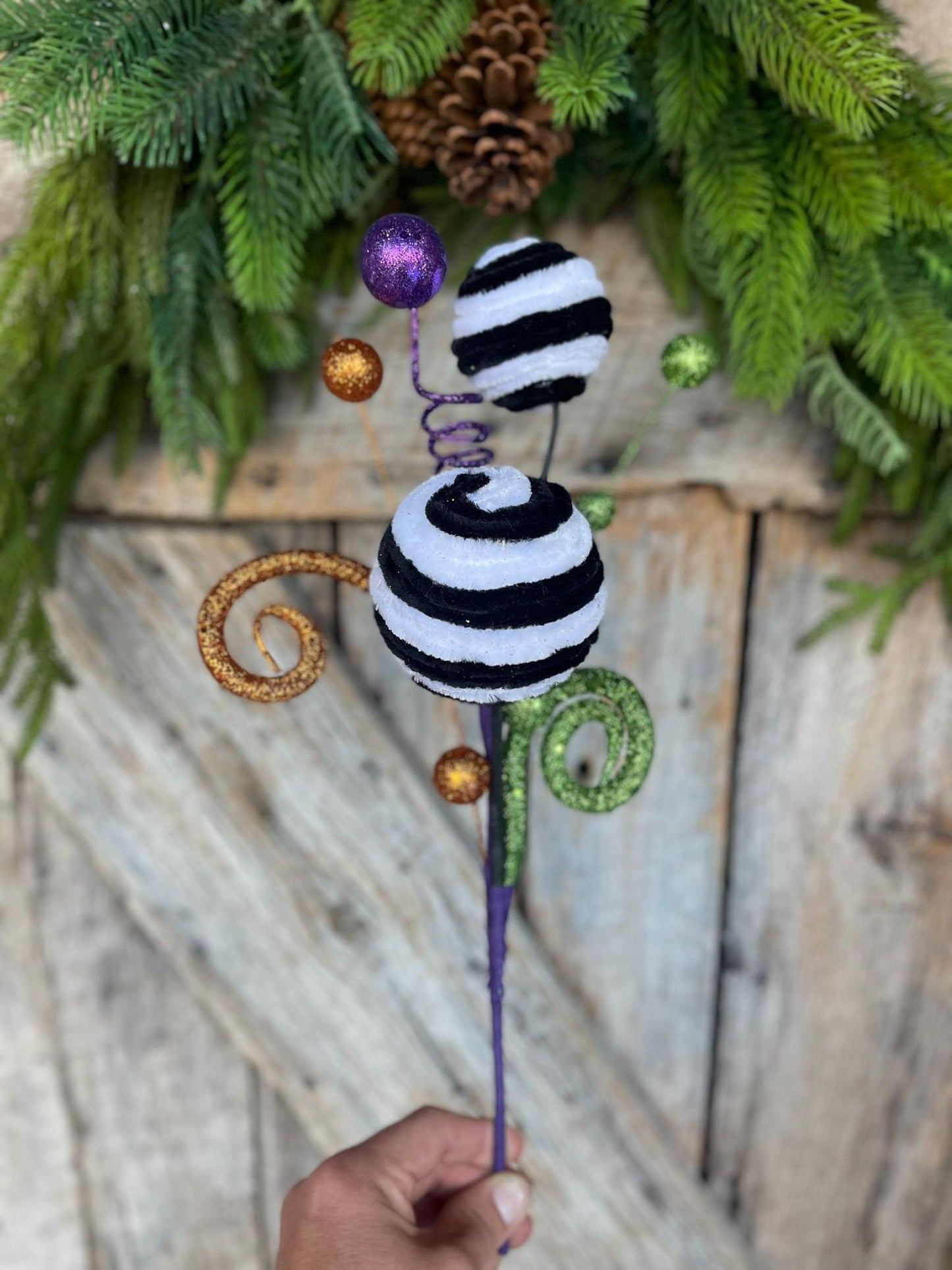 16" Black White Ball Spray, Halloween, Black White Ball Pick Spray