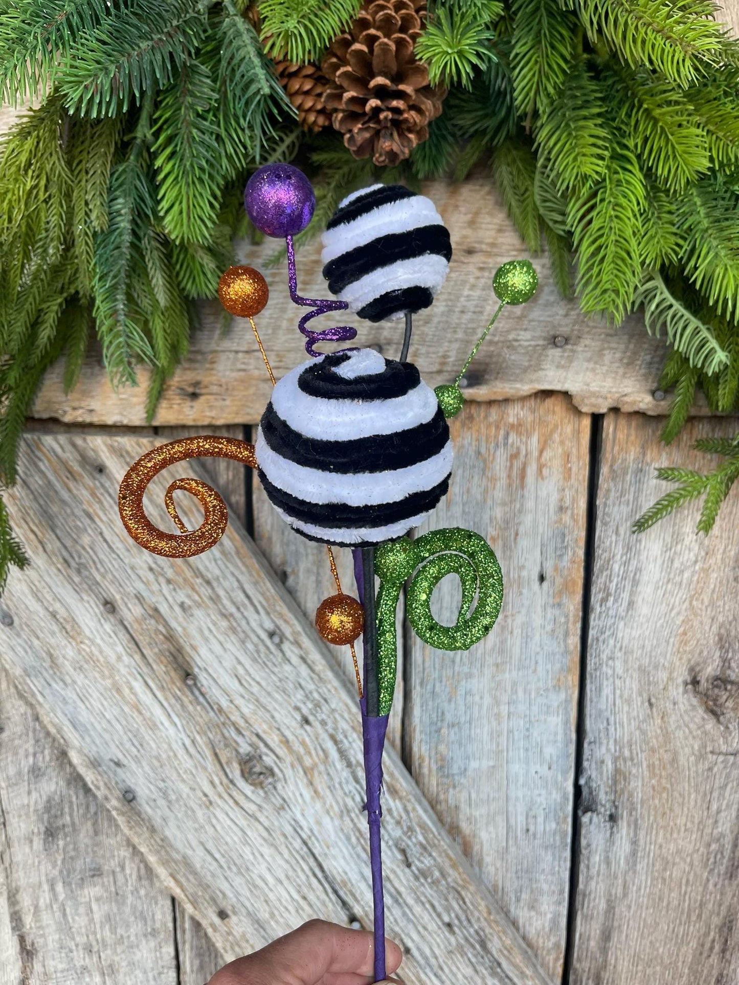 16" Black White Ball Spray, Halloween, Black White Ball Pick Spray