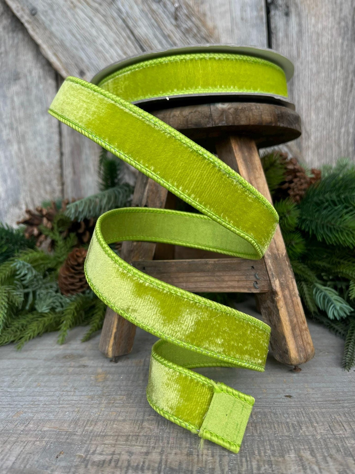 1" Apple Green Velvet Ribbon, Farrisilk Ribbon, Velvet RIbbon