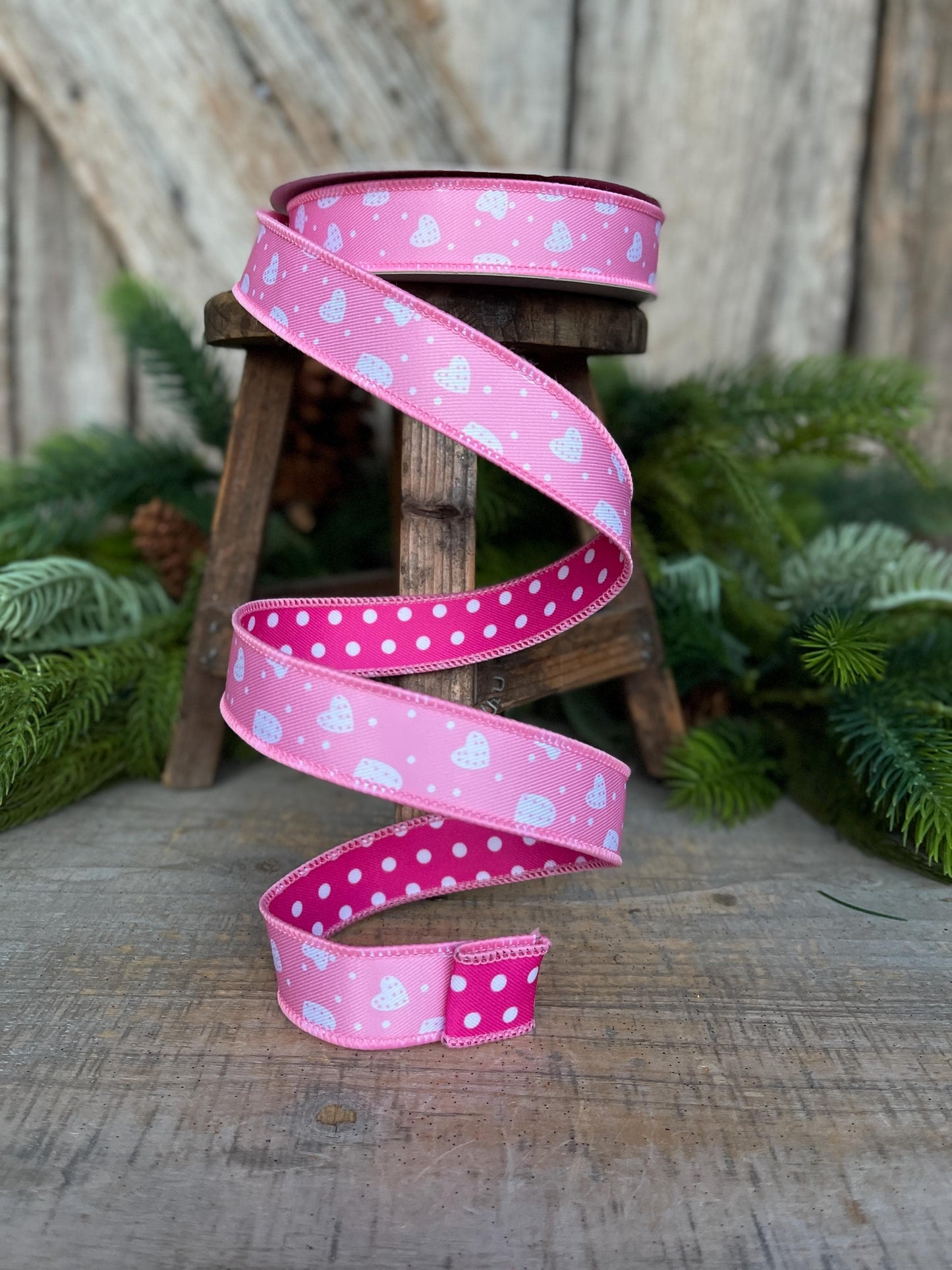 1" Heart Valentine Ribbon, Heart Ribbon, Wired RIbbon, Valentine Ribbon, Pink Ribbon, Designer RIbbon, Craft Supply, MTX76144