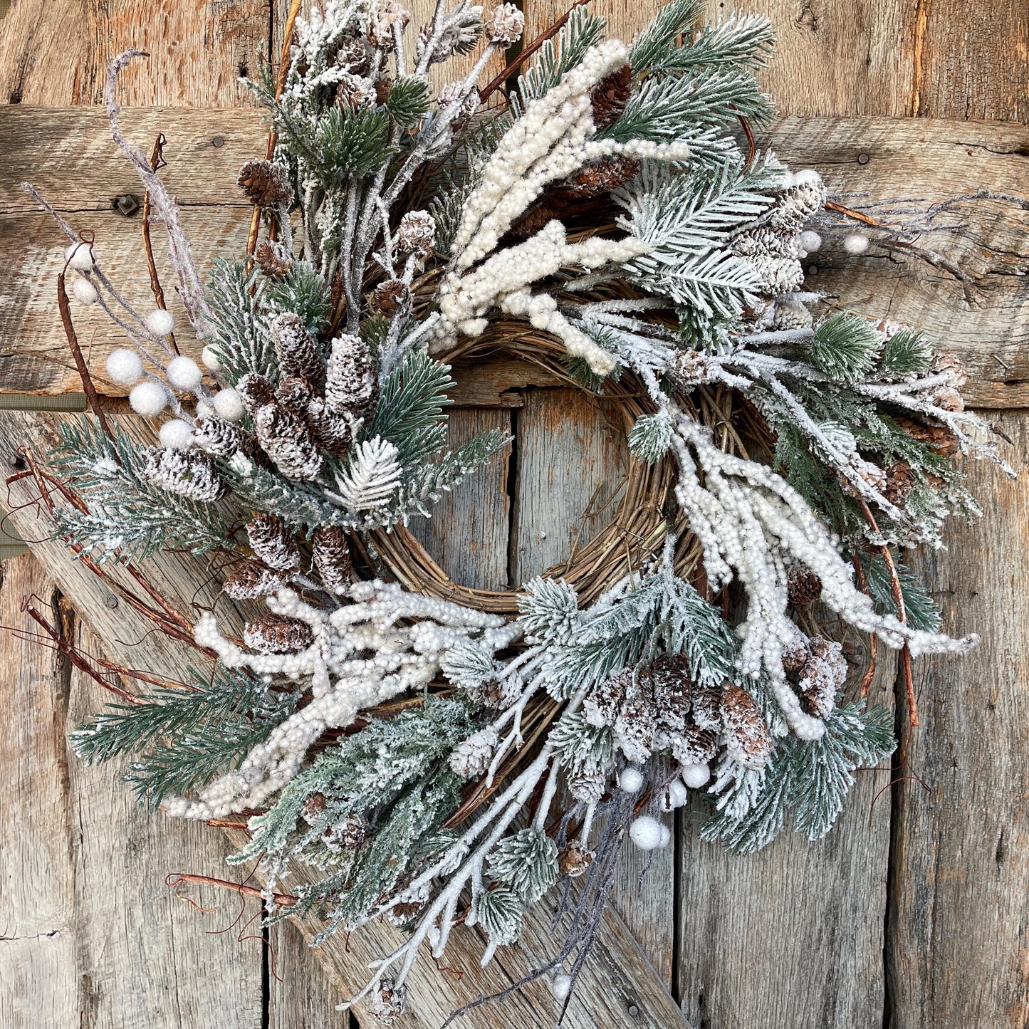24" Snowy Flocked Wreath,Flocked Front Door Wreath,Christmas Wreath, Artificial Wreath, Christmas Front Door,Pine Wreath,Christmas Farmhouse