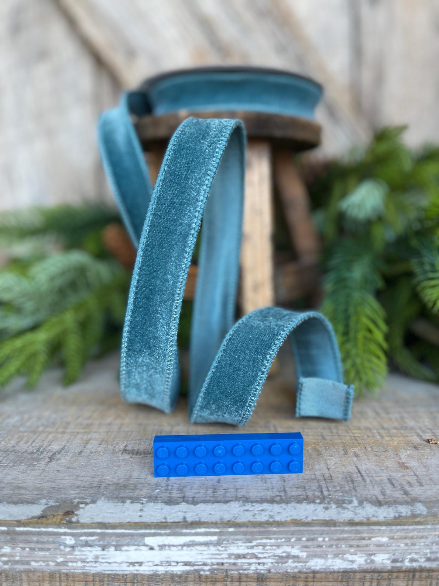 For color reference, I've included a royal blue building block.