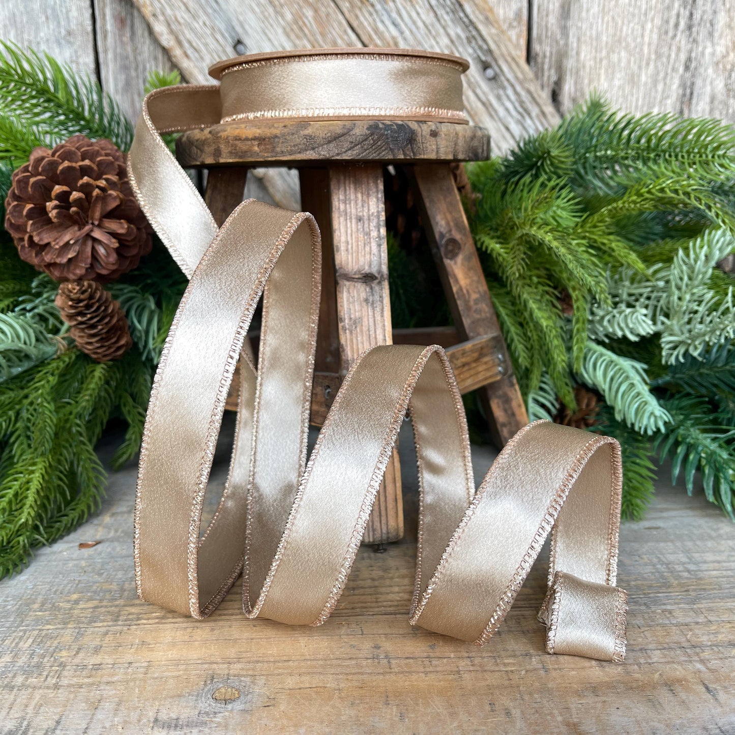 Champagne Gold Wired Satin Ribbon: 1-inch Shimmer, Christmas Decor