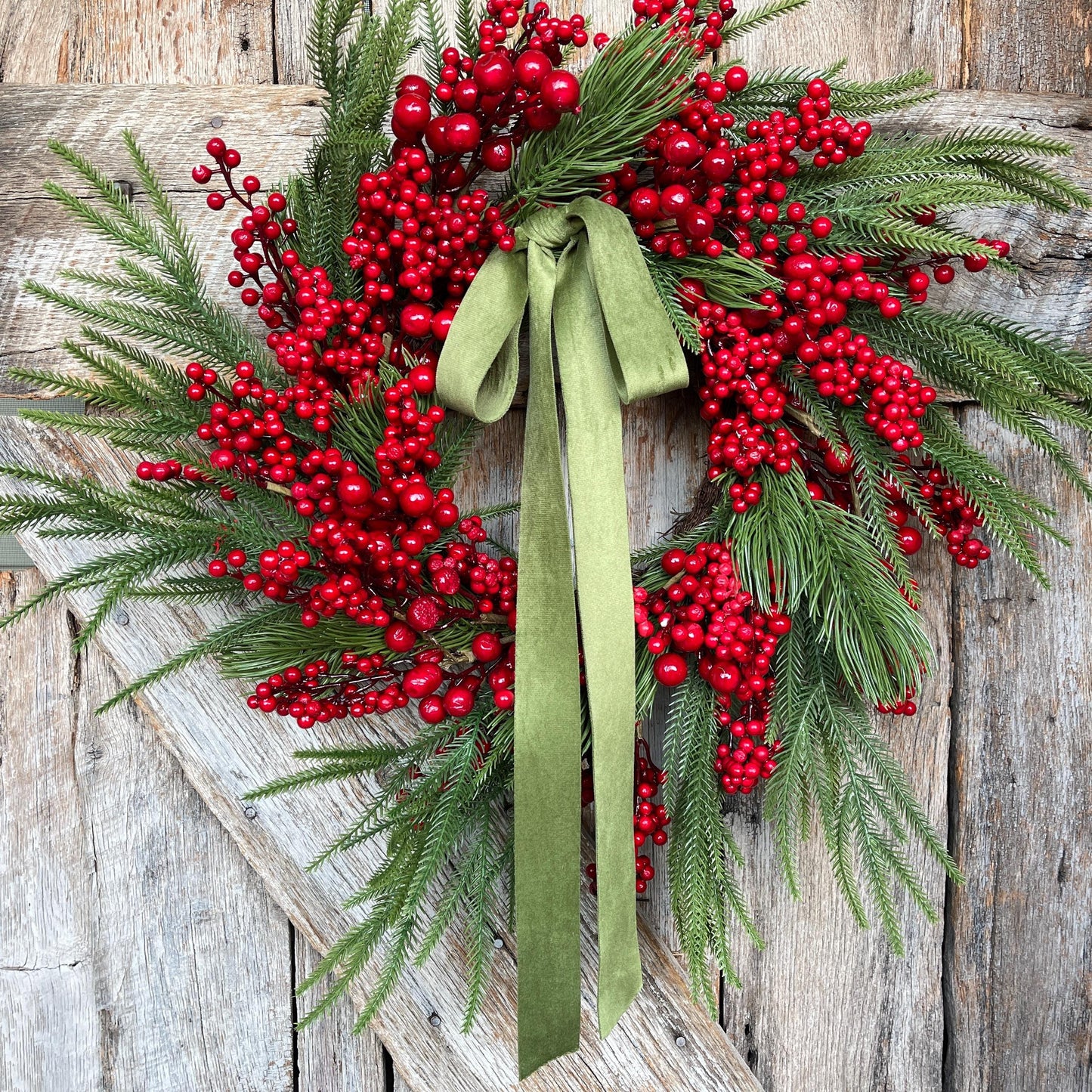 24" Christmas Red Berry Wreath, Cranberry Wreath, Red Wreath