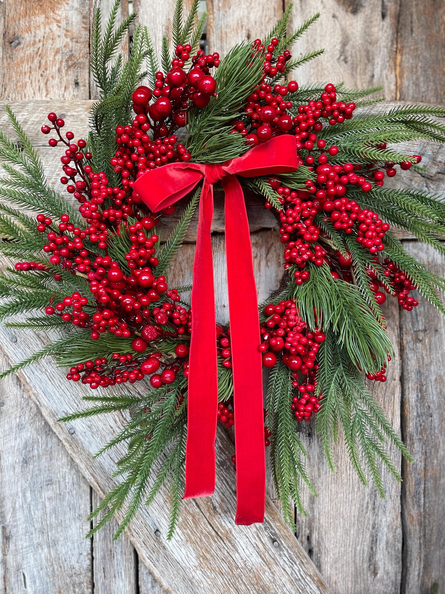 24" Christmas Red Berry Wreath, Cranberry Wreath, Red Wreath