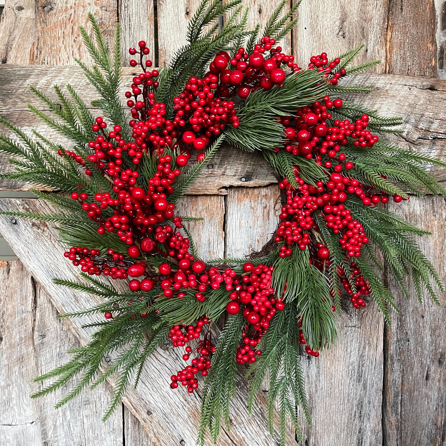 24" Christmas Red Berry Wreath, Cranberry Wreath, Red Wreath