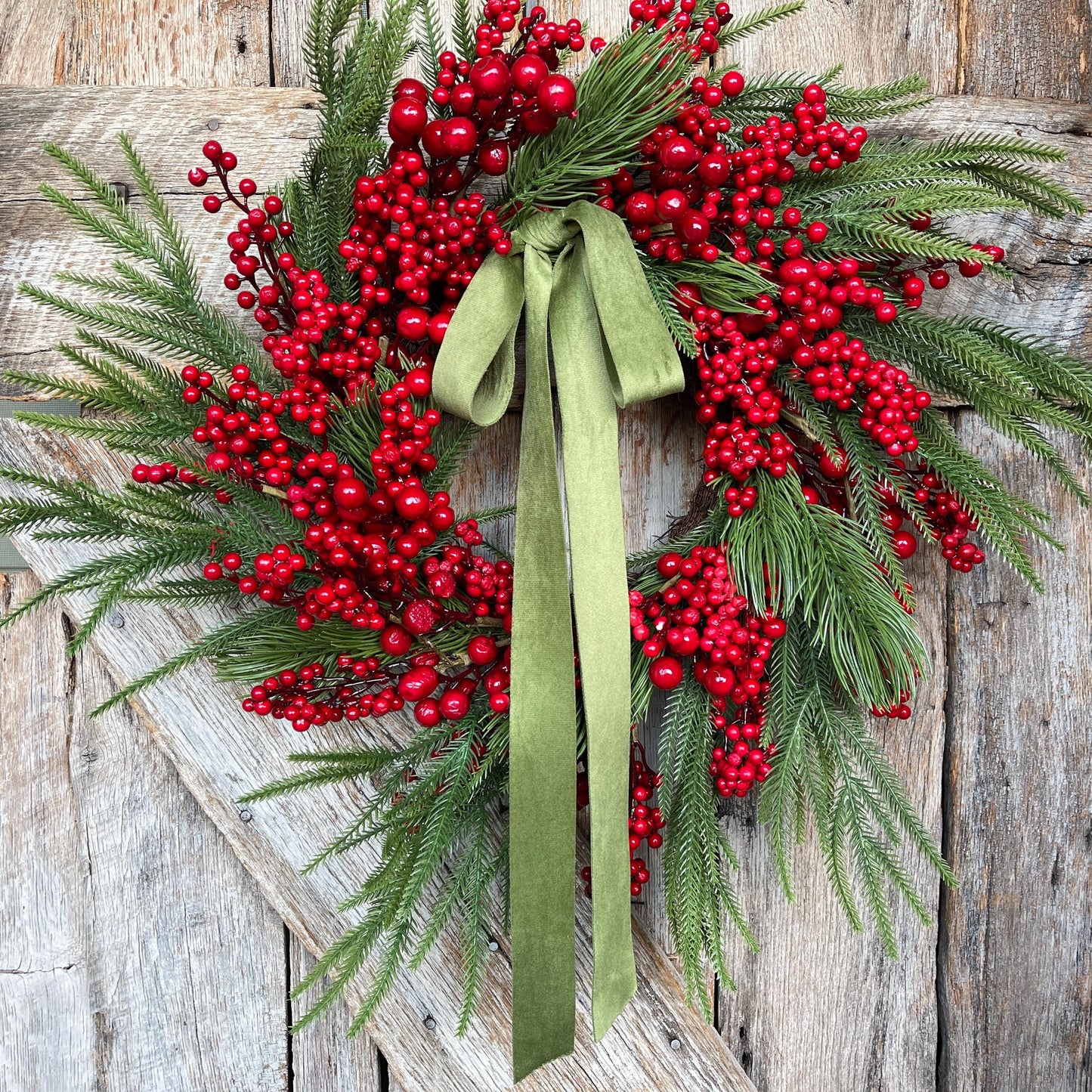 24" Christmas Red Berry Wreath, Cranberry Wreath, Red Wreath