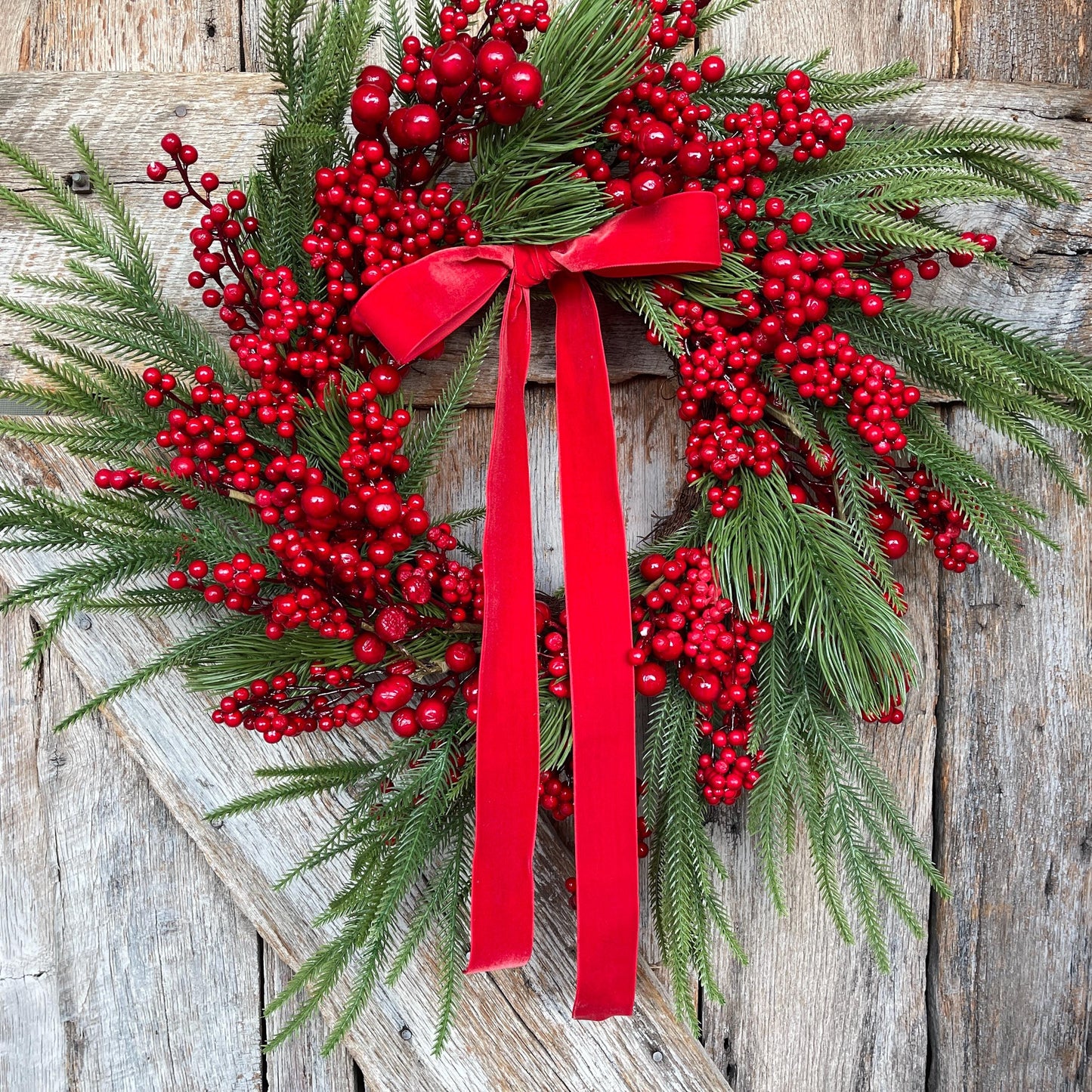 24" Christmas Red Berry Wreath, Cranberry Wreath, Red Wreath