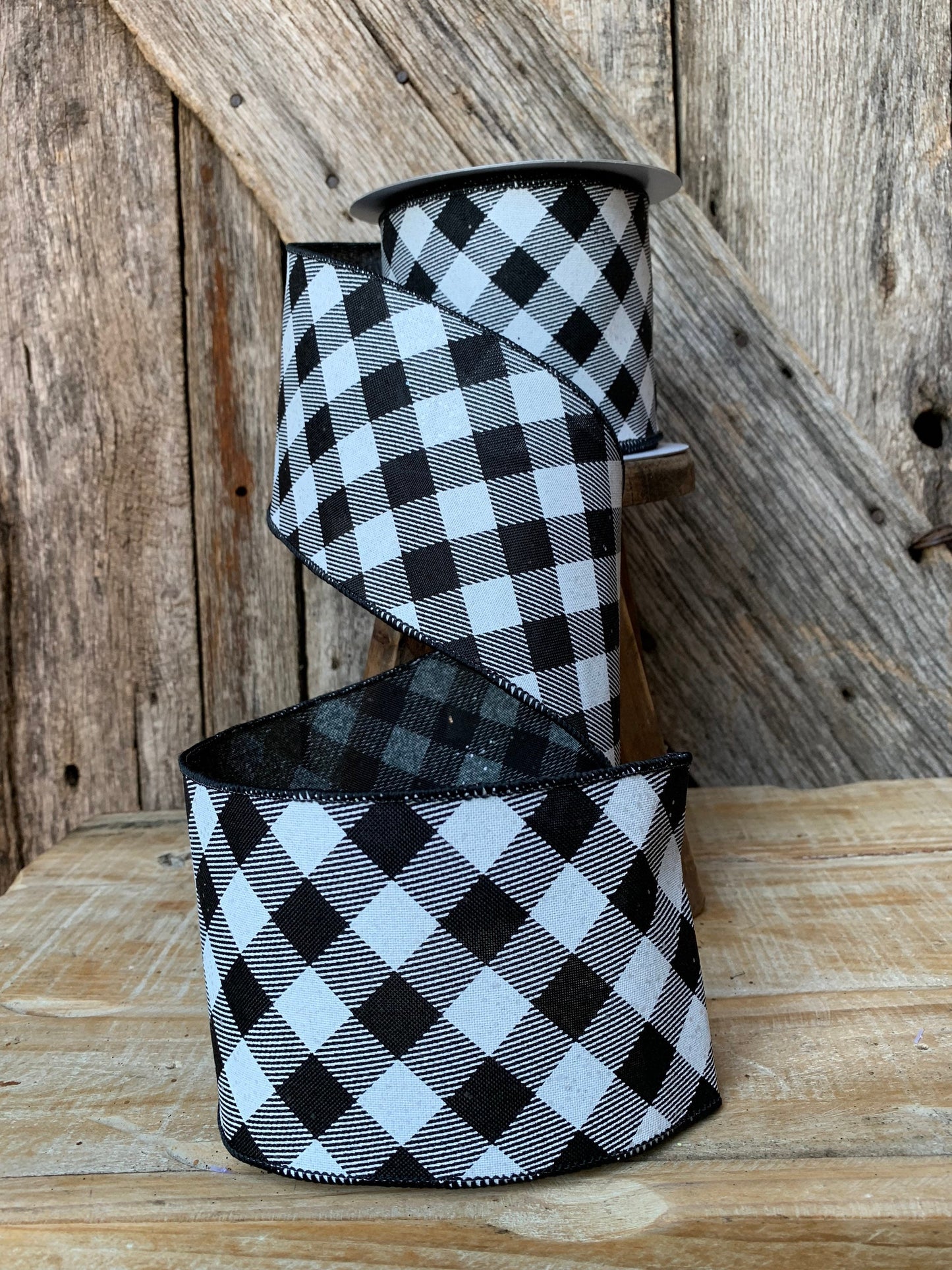 Farrisilk ribbon, black and white plaid ribbon, luxury ribbon, plaid ribbon, black and white ribbon, 4 inch ribbon, fall, Christmas