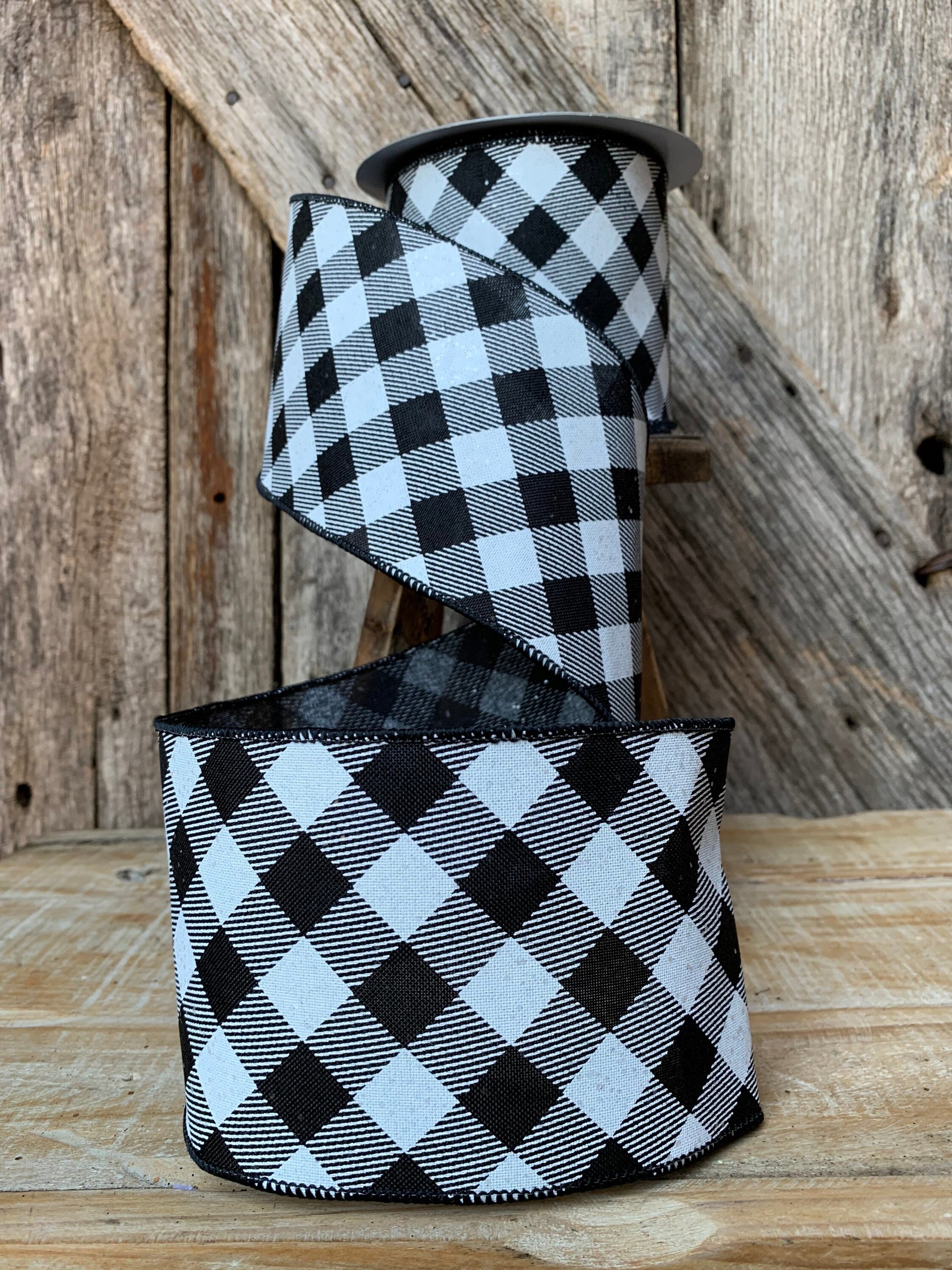 Farrisilk ribbon, black and white plaid ribbon, luxury ribbon, plaid ribbon, black and white ribbon, 4 inch ribbon, fall, Christmas