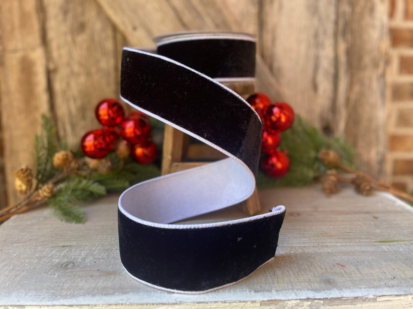 Black and white velvet, 2.5" wired black velvet