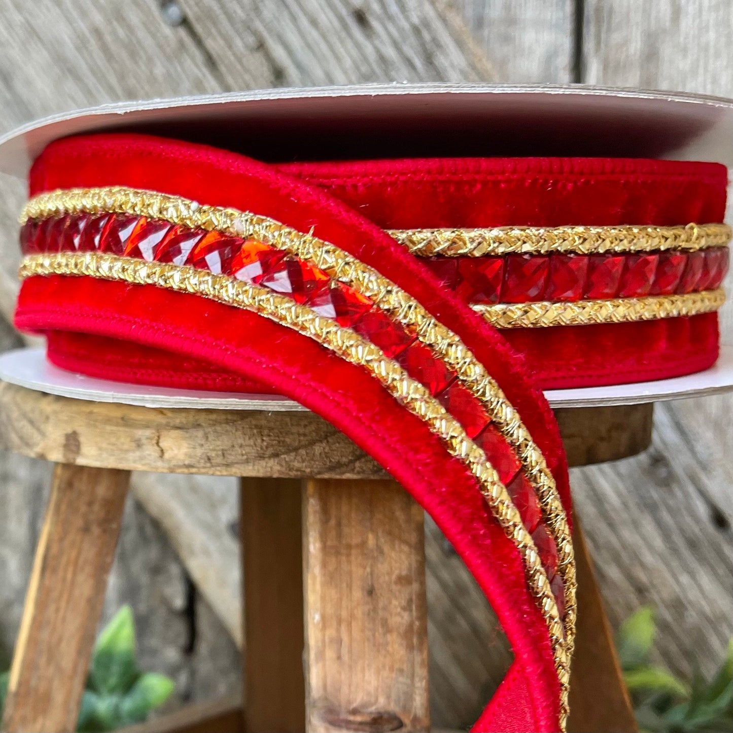 1.5" REd Gemstones, Farrisilk
