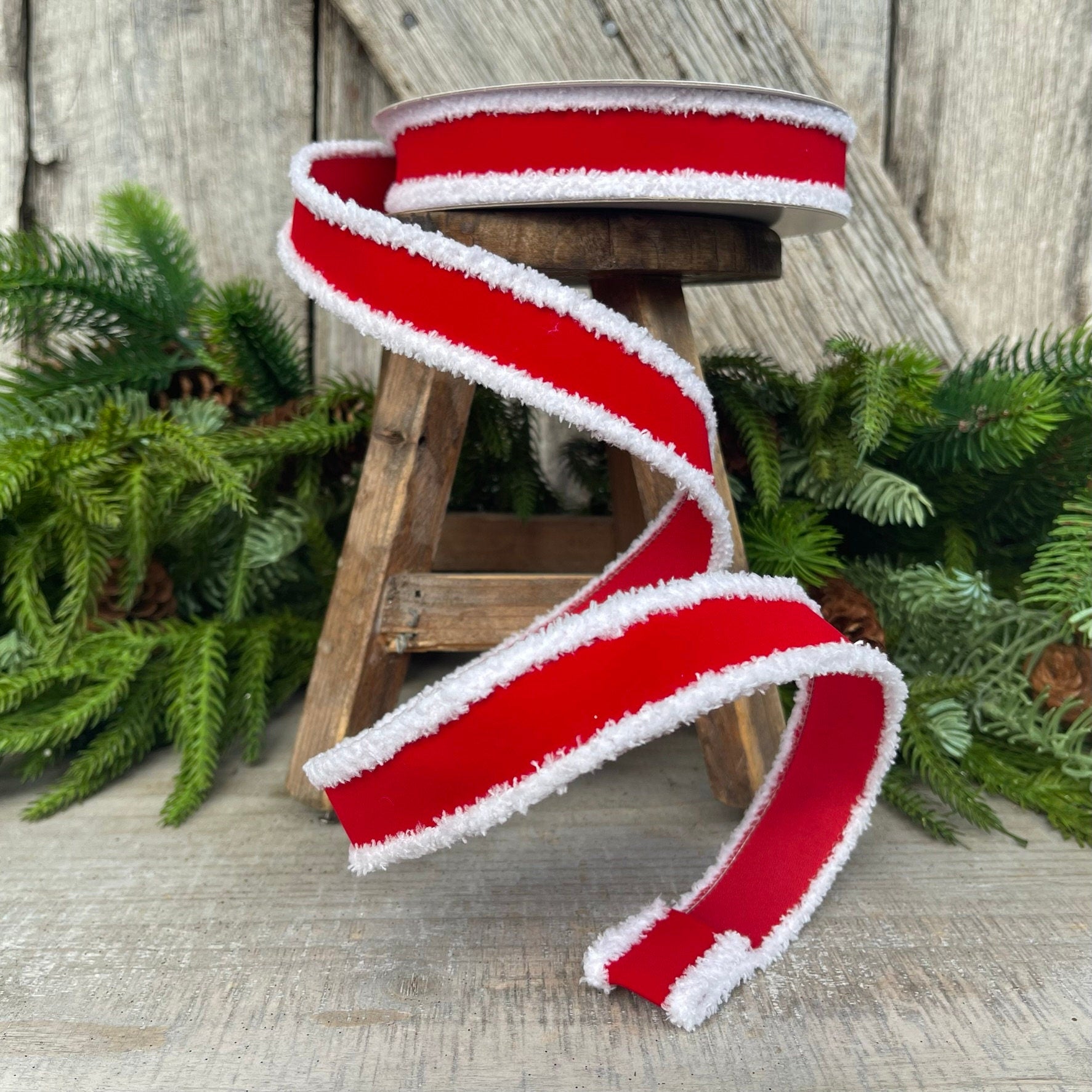 1" Santa Trim, Wired RIbbon
