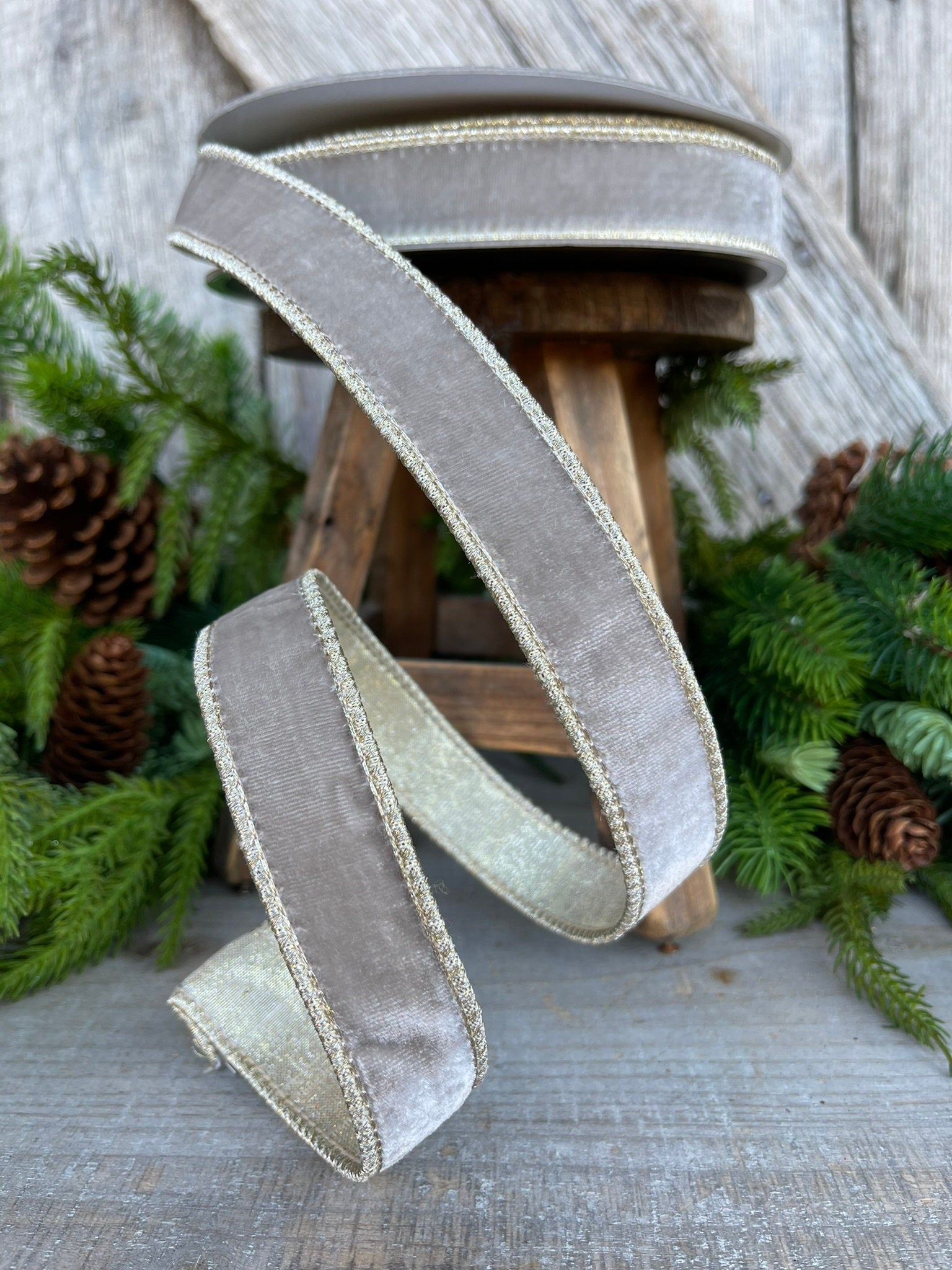 1" Platinum Velvet Luster, Farrisilk Ribbon, Wired Ribbon