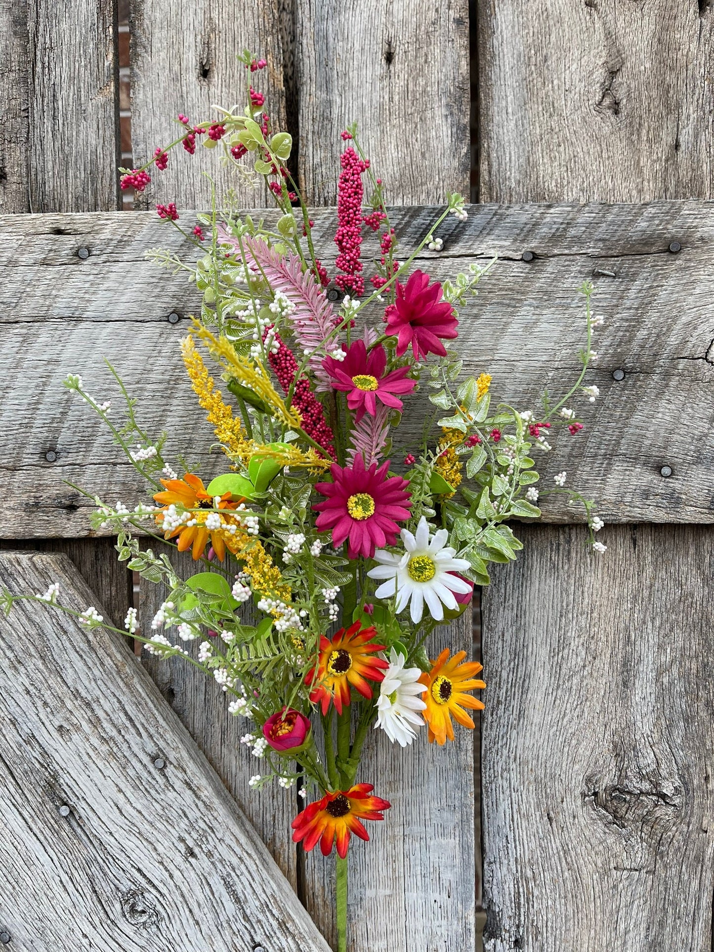 30" Hot Pink Daisy Spray, Bright Floral Spray, Spring FLoral Spray