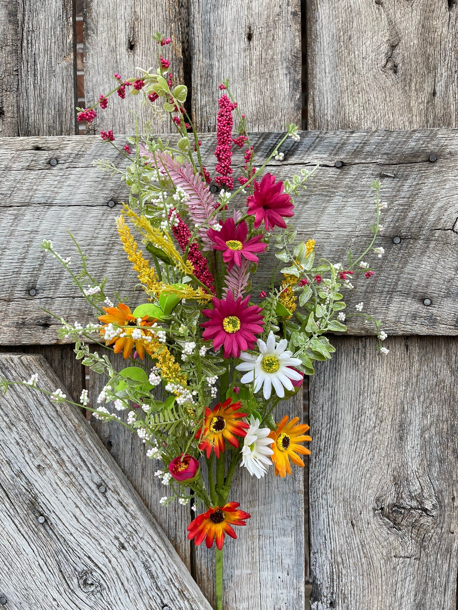 30" Hot Pink Daisy Spray, Bright Floral Spray, Spring FLoral Spray