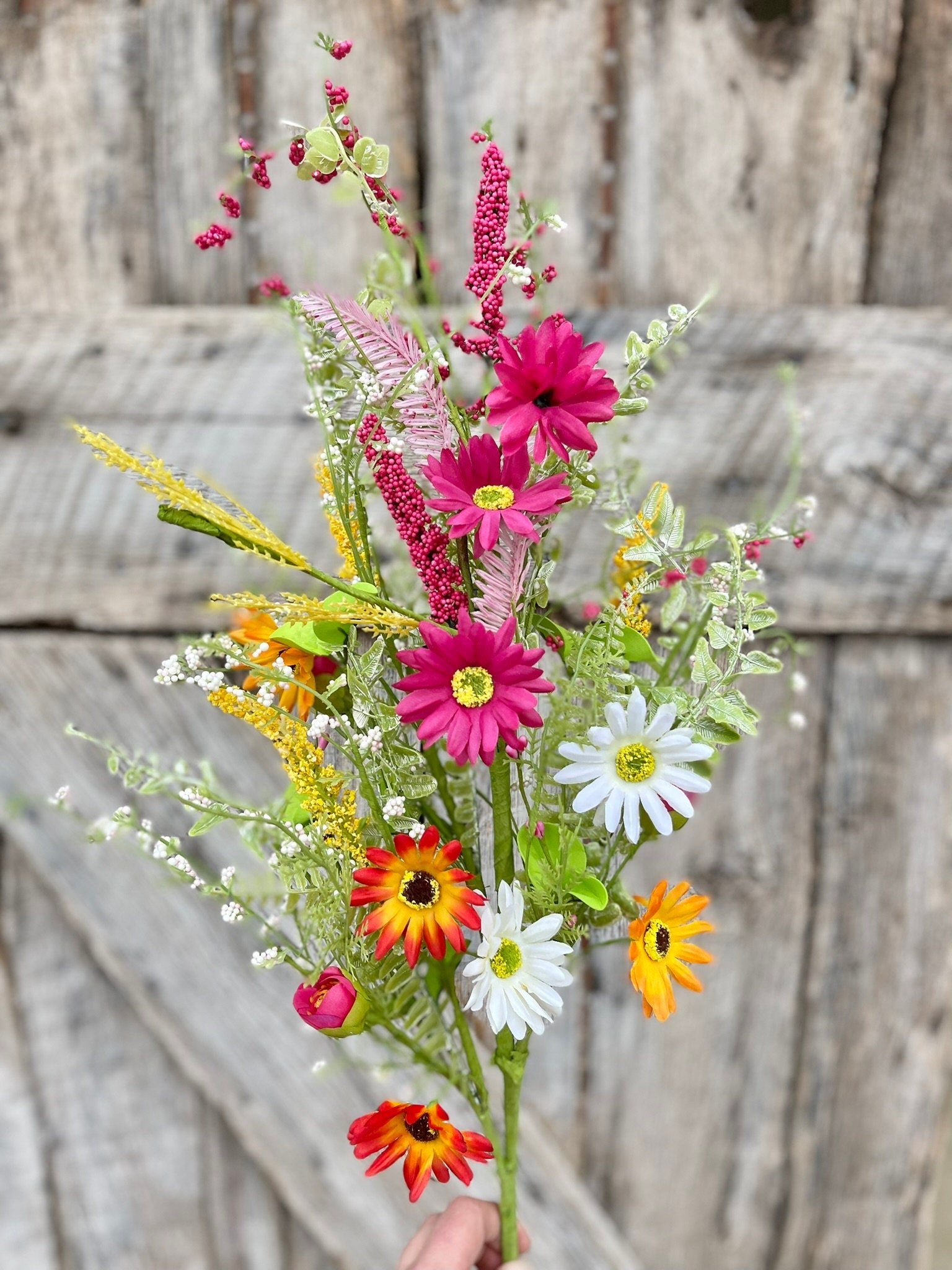 30" Hot Pink Daisy Spray, Bright Floral Spray, Spring FLoral Spray