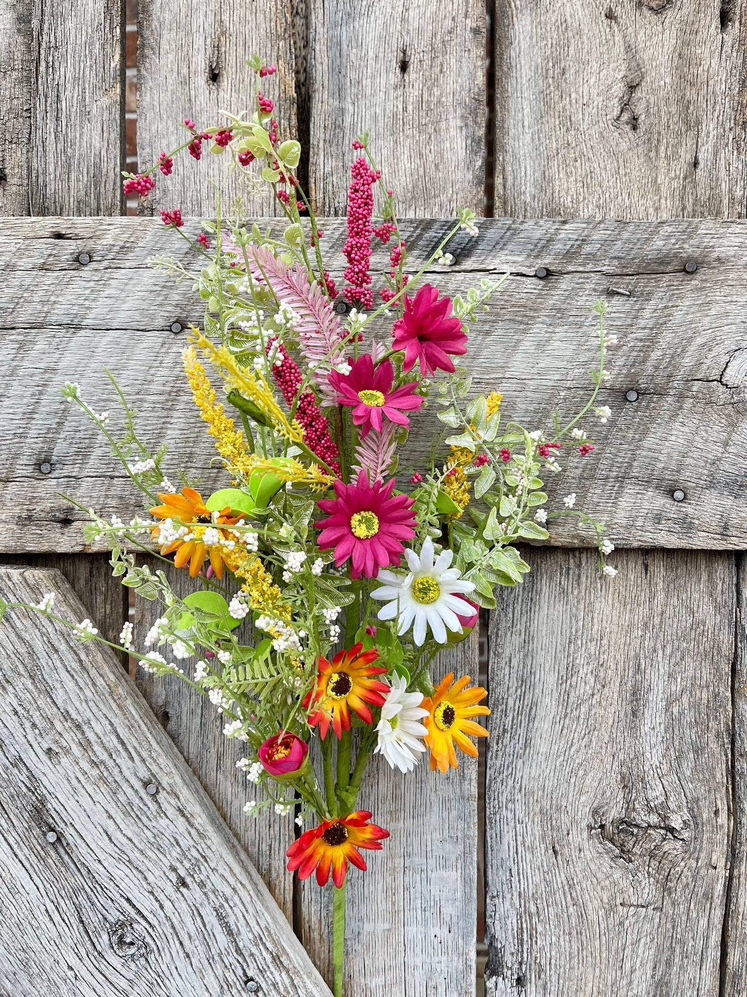 30" Hot Pink Daisy Spray, Bright Floral Spray, Spring FLoral Spray