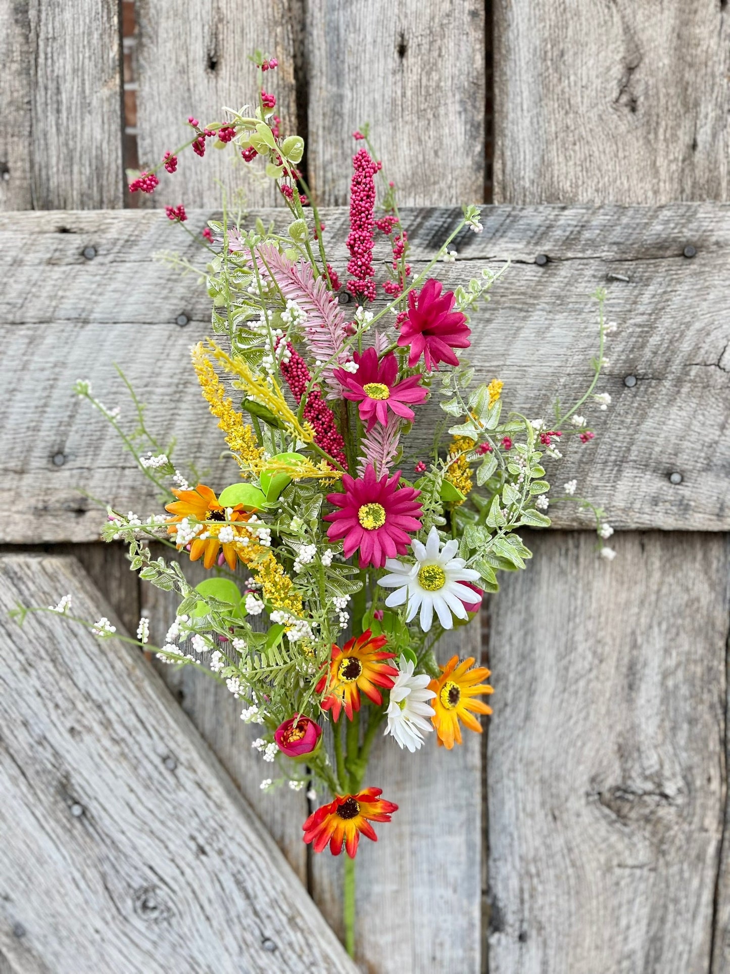 30" Hot Pink Daisy Spray, Bright Floral Spray, Spring FLoral Spray