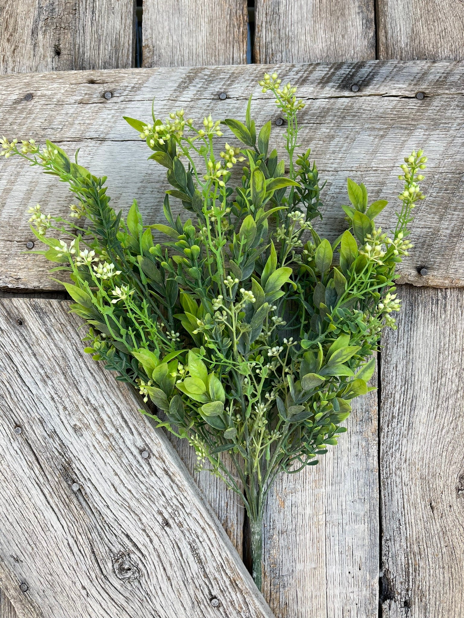 21" Mixed Greenery Bush, Greenery Bush Mixed Leaves/Spike/Grasses Light Green/Green, Foliage Bush