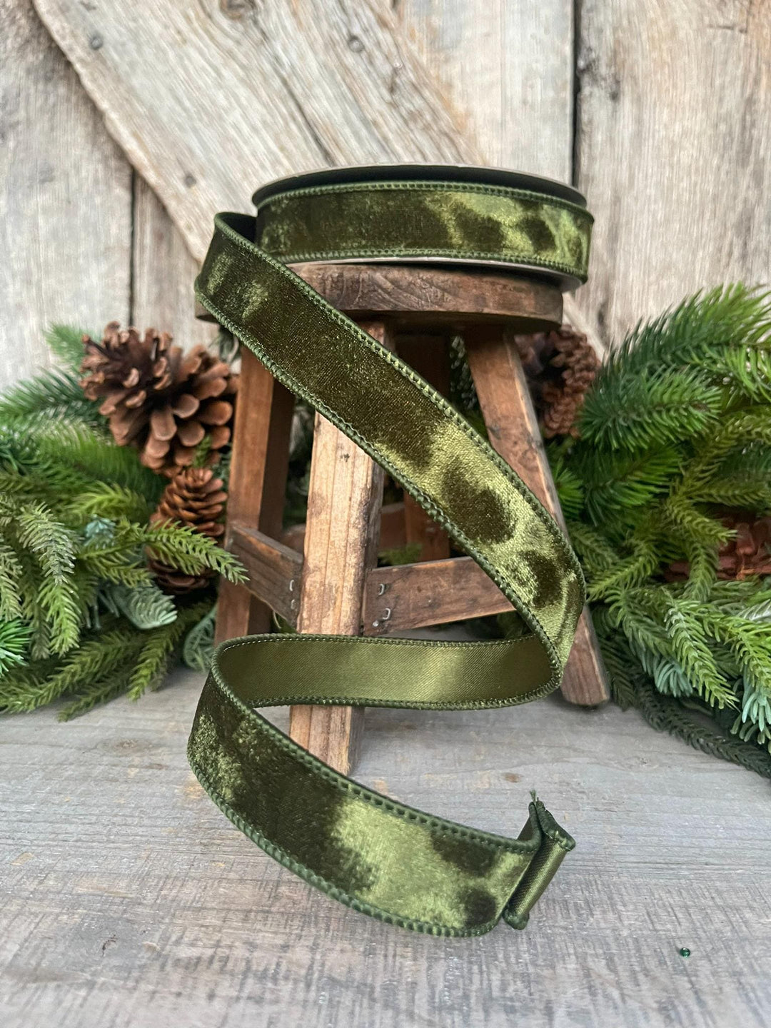 1" Forest Green Velvet Ribbon, Farrisilk Ribbon, Wired Ribbon