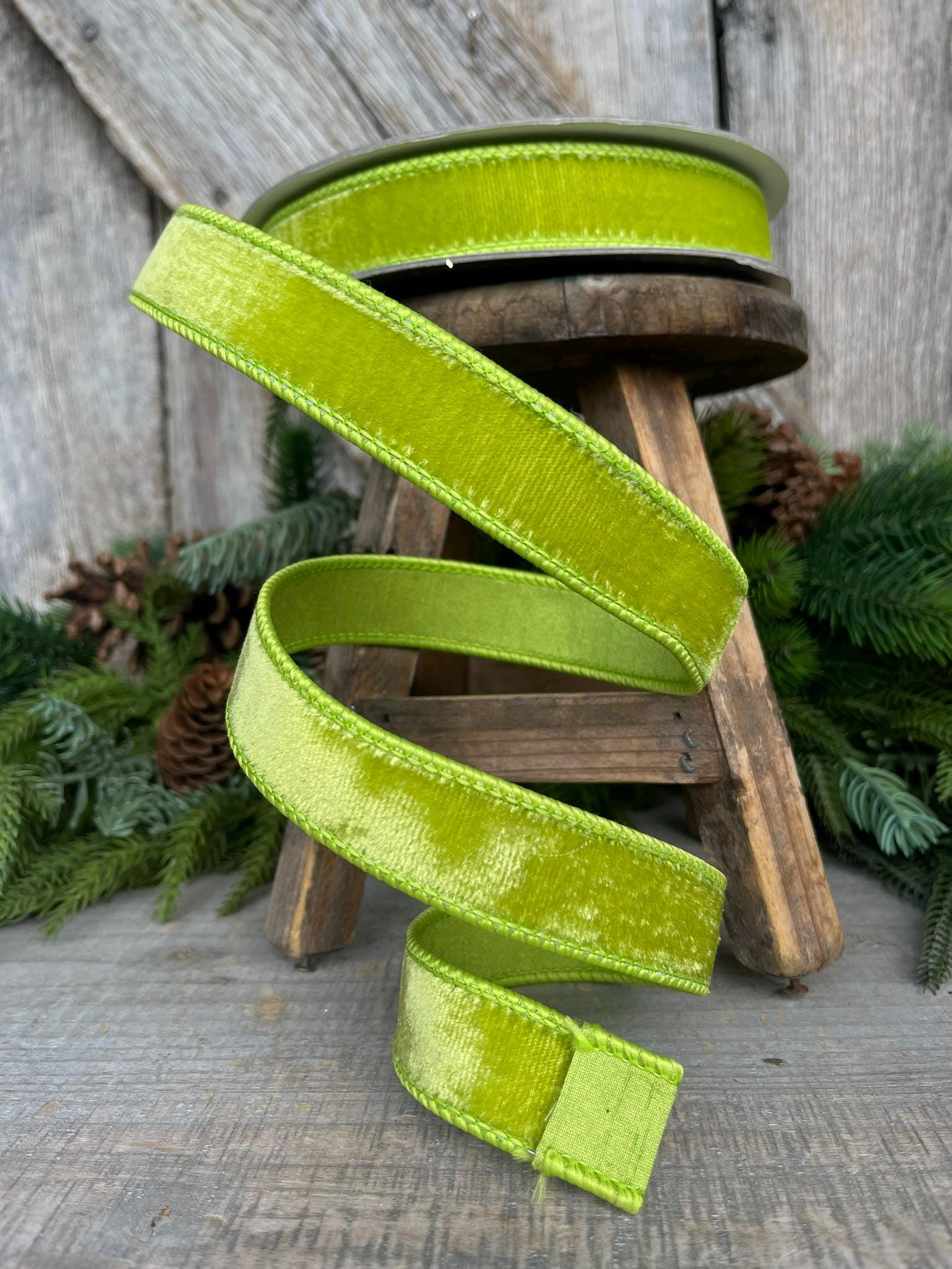 1" Apple Green Velvet Ribbon, Farrisilk Ribbon, Velvet RIbbon