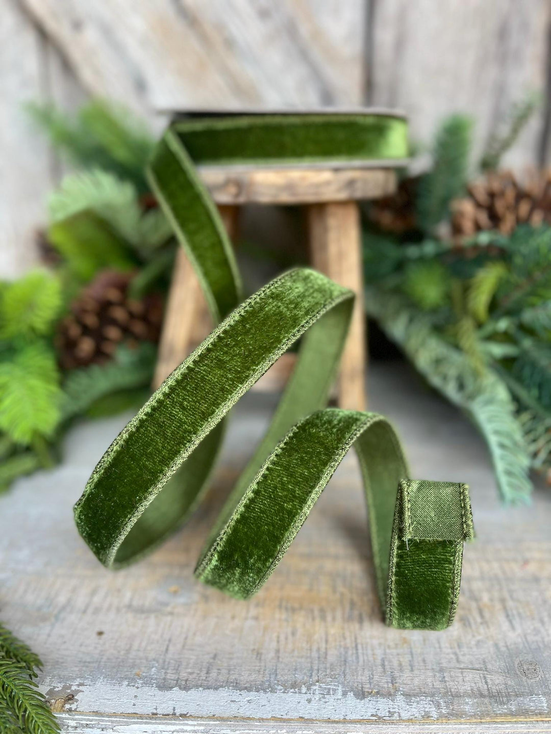 1" Forest Green Velvet Ribbon, Farrisilk Ribbon, Wired Ribbon