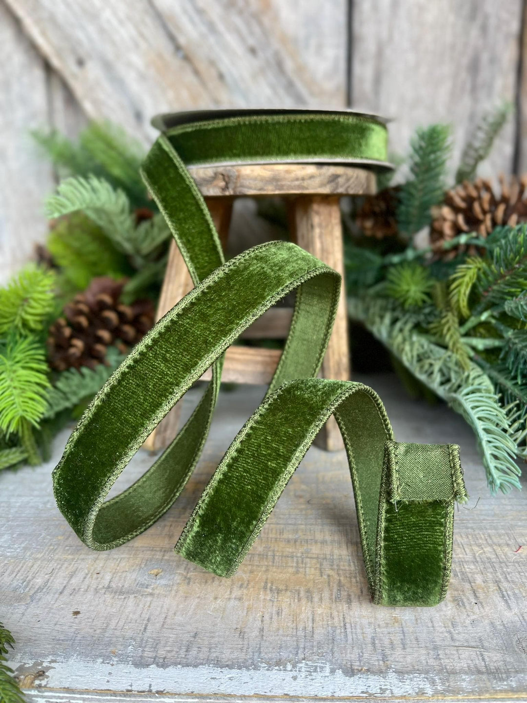 1" Forest Green Velvet Ribbon, Farrisilk Ribbon, Wired Ribbon