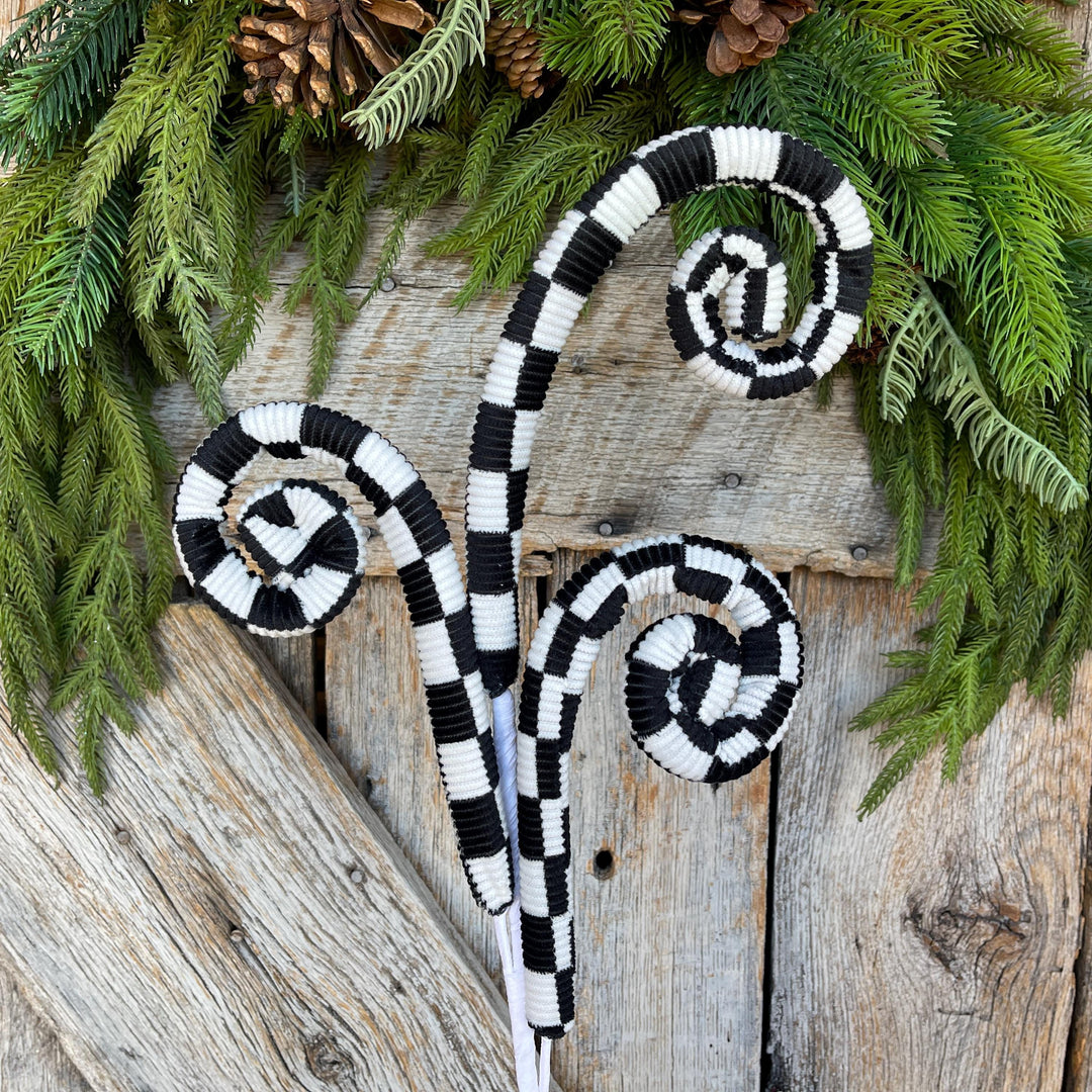 28" Black White Checkered Curly Spray, Halloween Spray, Floral Spray