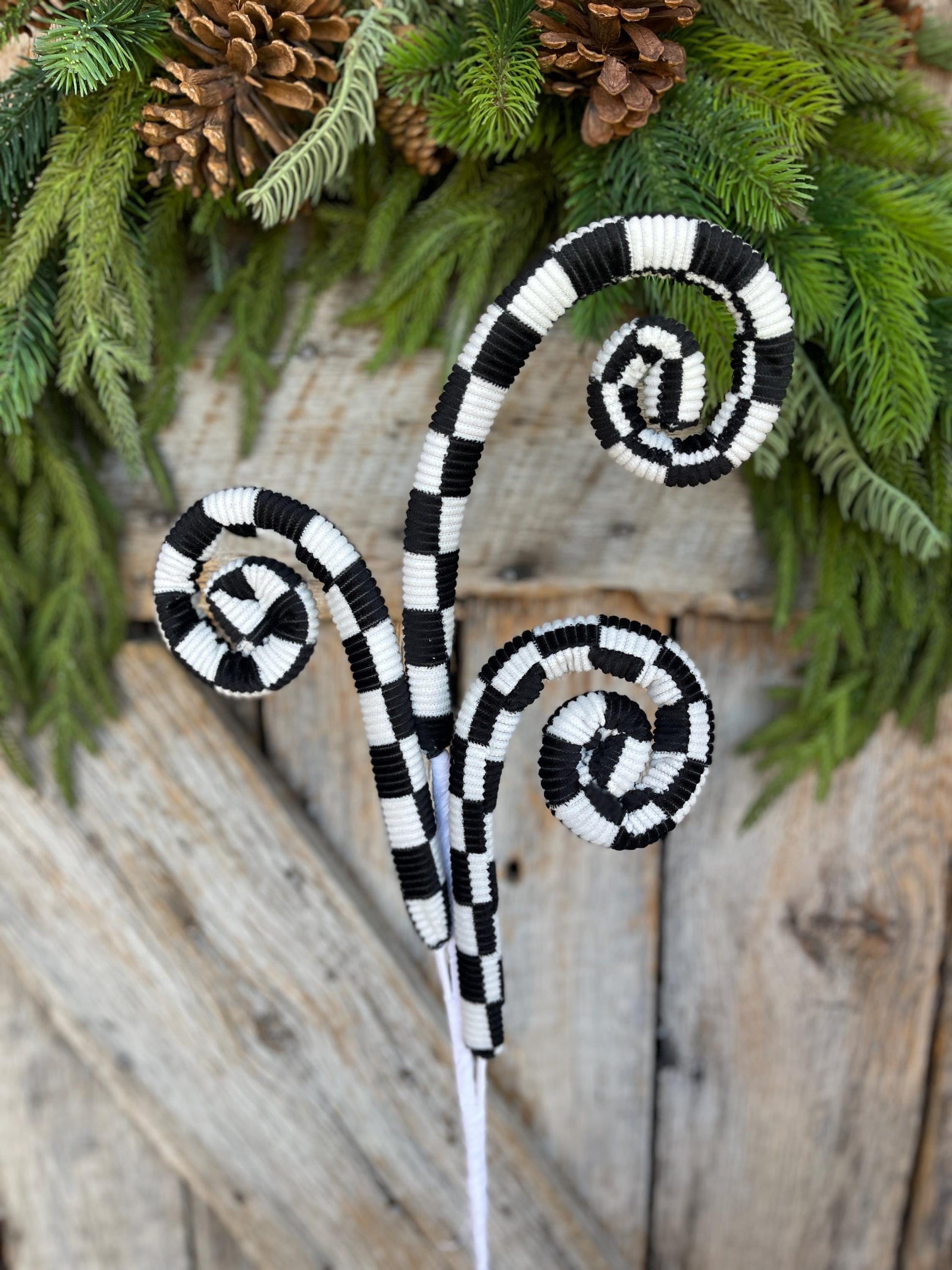 28" Black White Checkered Curly Spray, Halloween Spray, Floral Spray, Curly Spray, Black White Check Spray, 63407BKWT