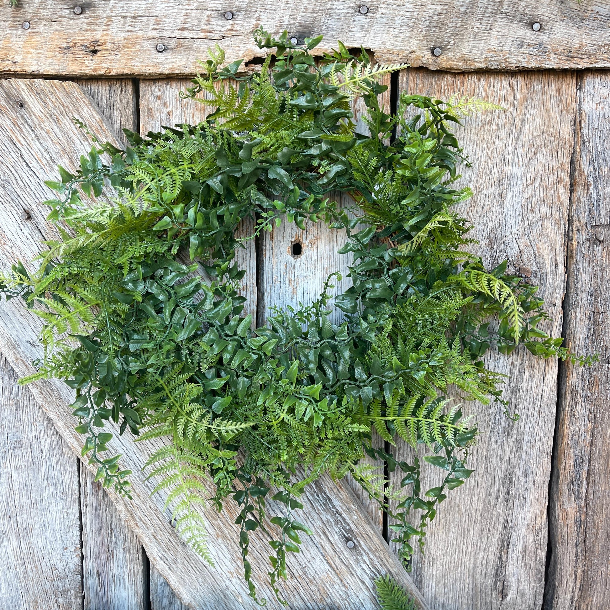 18" Fern Wreath, Front Door Wreath, Green Wreath