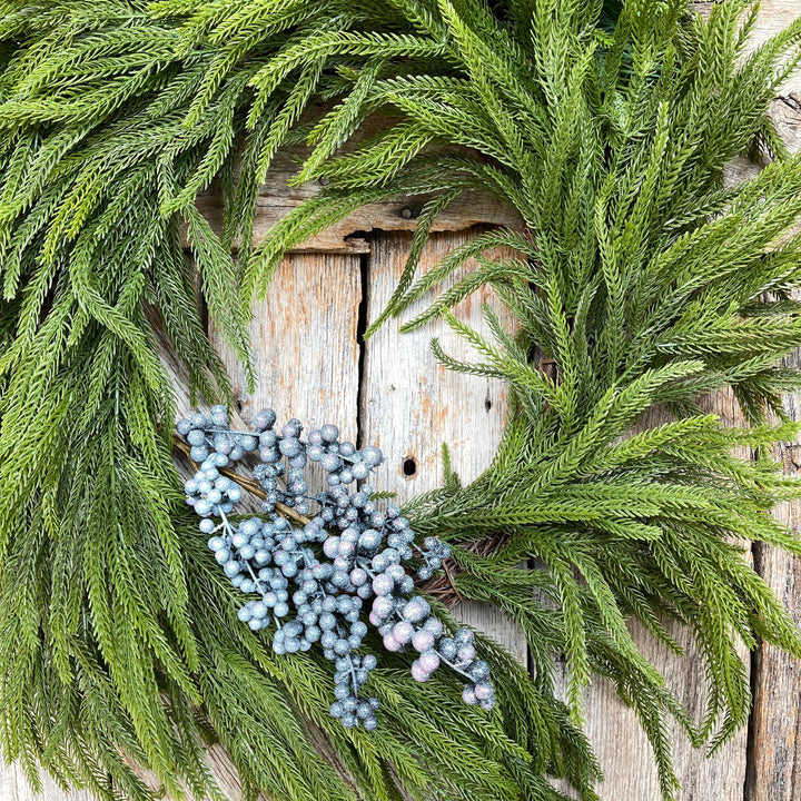 18" Frosted Blueberry Spray, Winter Blueberry Picks &amp; Stems