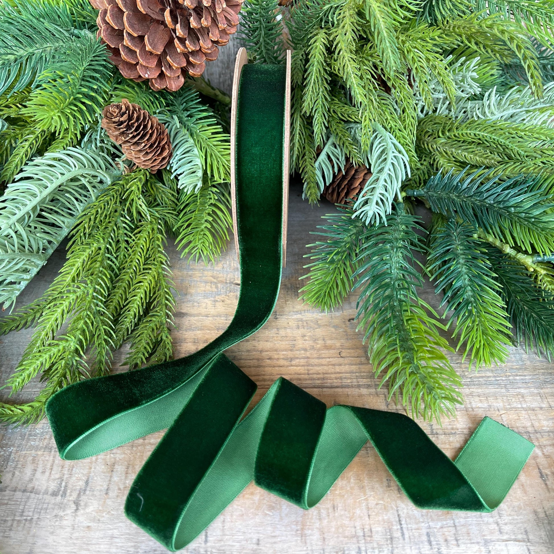 1” Emerald Green Velvet Ribbon, Unwired Ribbon, Christmas ribbon, Dark Green Velvet Ribbon