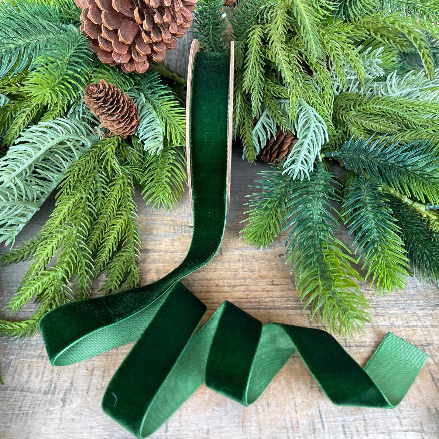 1” Emerald Green Velvet Ribbon, Unwired Ribbon, Christmas ribbon, Dark Green Velvet Ribbon