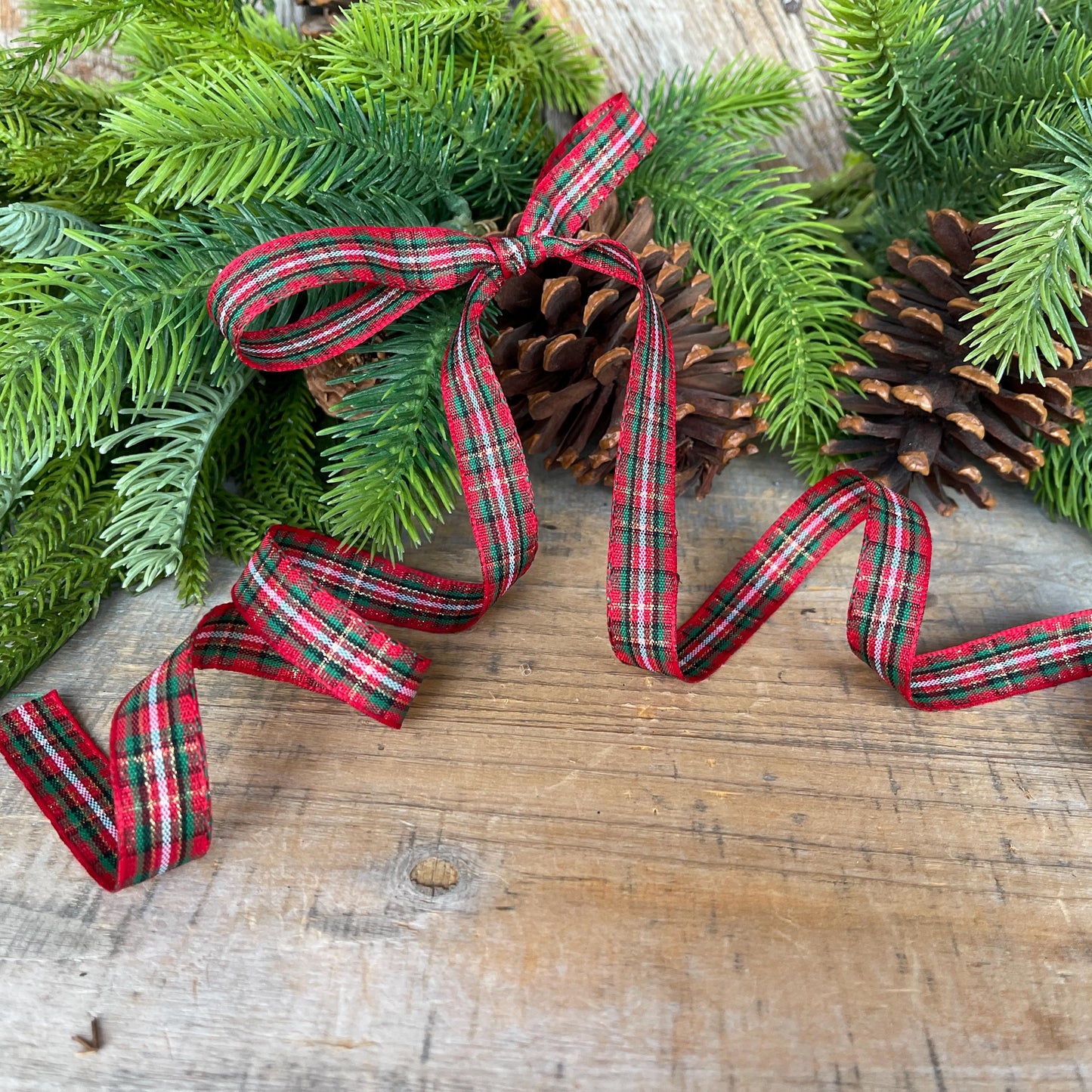 5/8" Traditional CHristmas Plaid, Unwired RIbbon, Gift wrap ribbon, #3 ribbon
