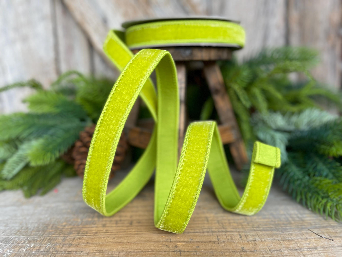 1" Apple Green Velvet Ribbon, Farrisilk Ribbon, Velvet RIbbon